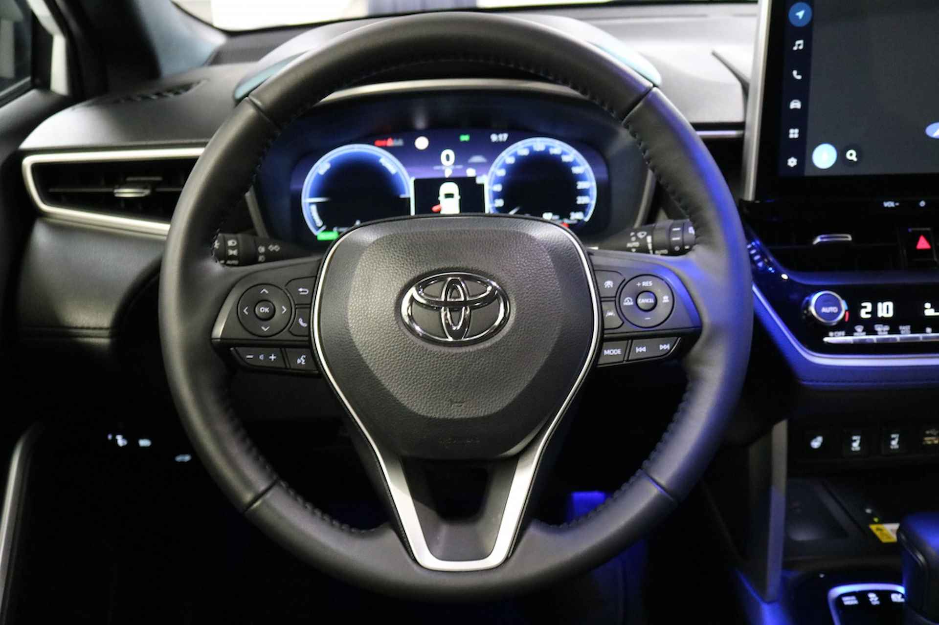 Toyota Corolla Cross Hybrid 140 Style - 13/39