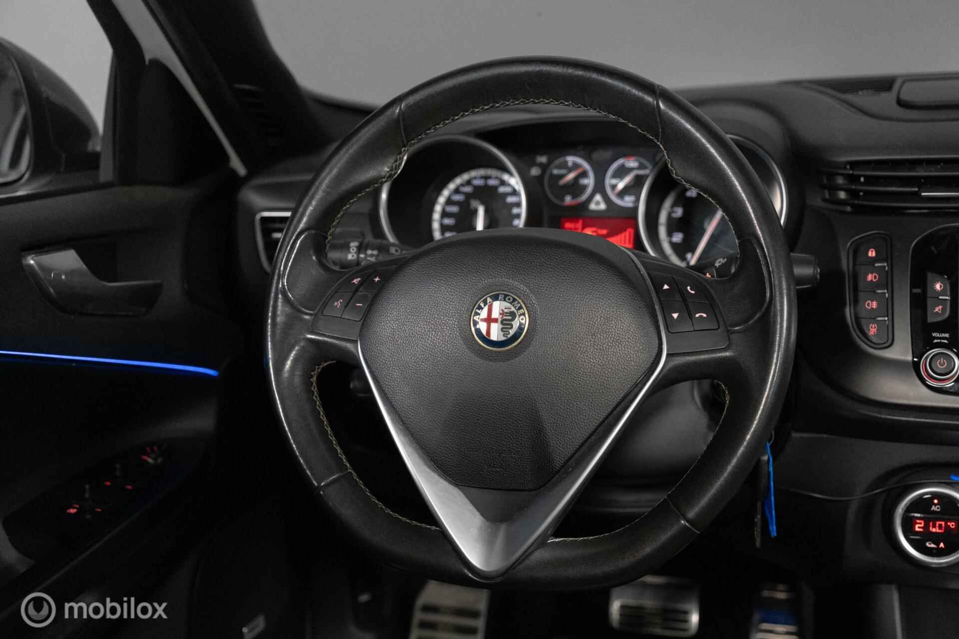 Alfa Romeo Giulietta 1.7 TBi Quadrifoglio Verde BOSE|AIRCO| - 12/34