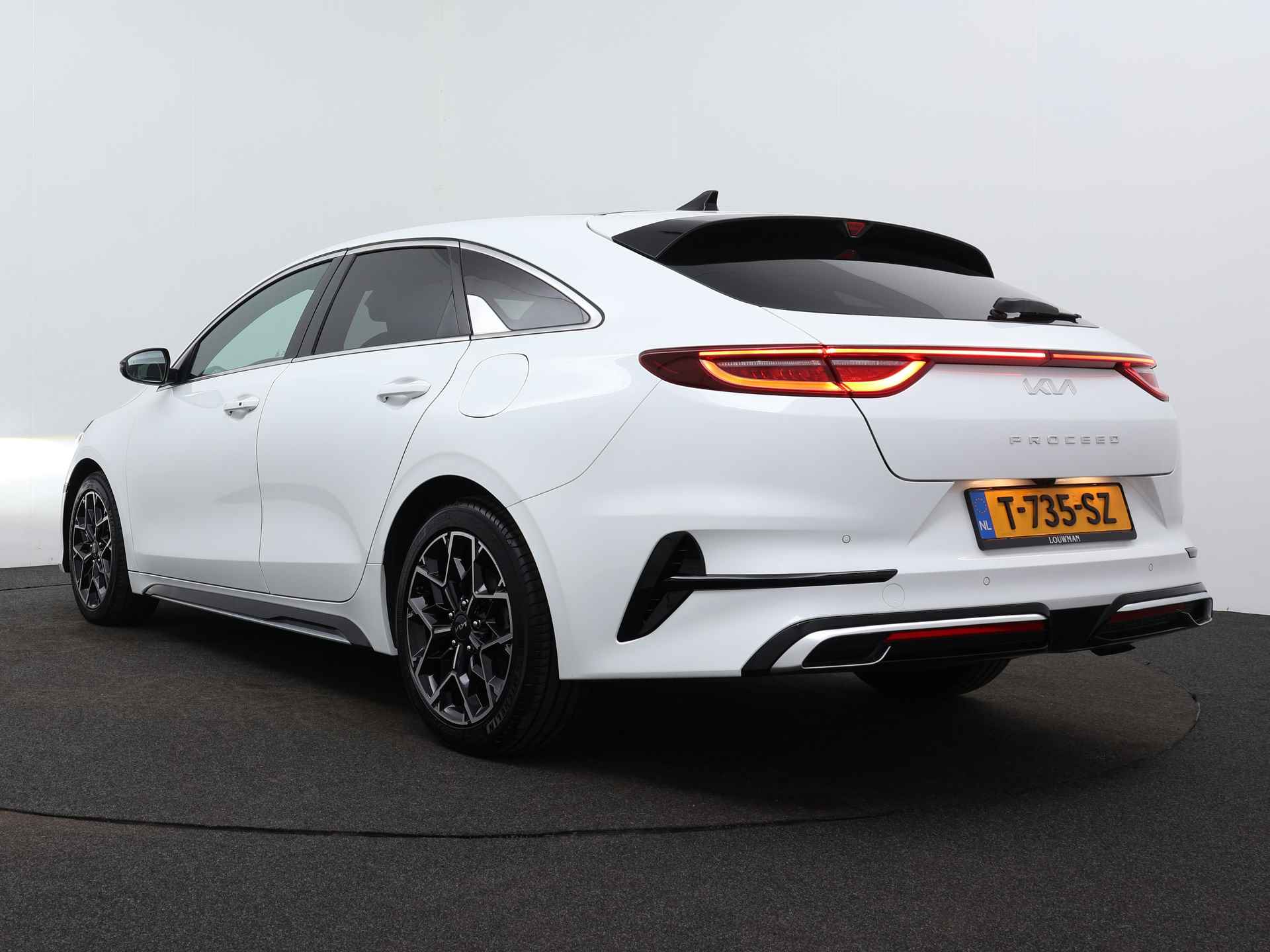 Kia ProCeed 1.5 T-GDi GT-Line | Stoel en stuurwiel verwarmd | LM velgen | Panoramadak | Dodehoek Ass. | Parkeersensoren | - 14/46