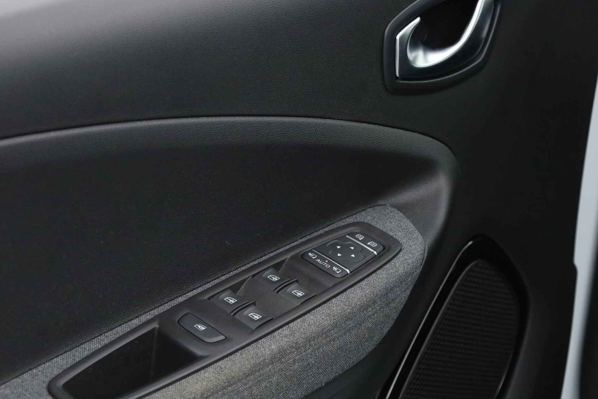 Renault ZOE R135 Intens 52 kWh | Koopaccu | Navi | Camera | LED | Apple CarPlay | Dodehoekdet. | - 5/33