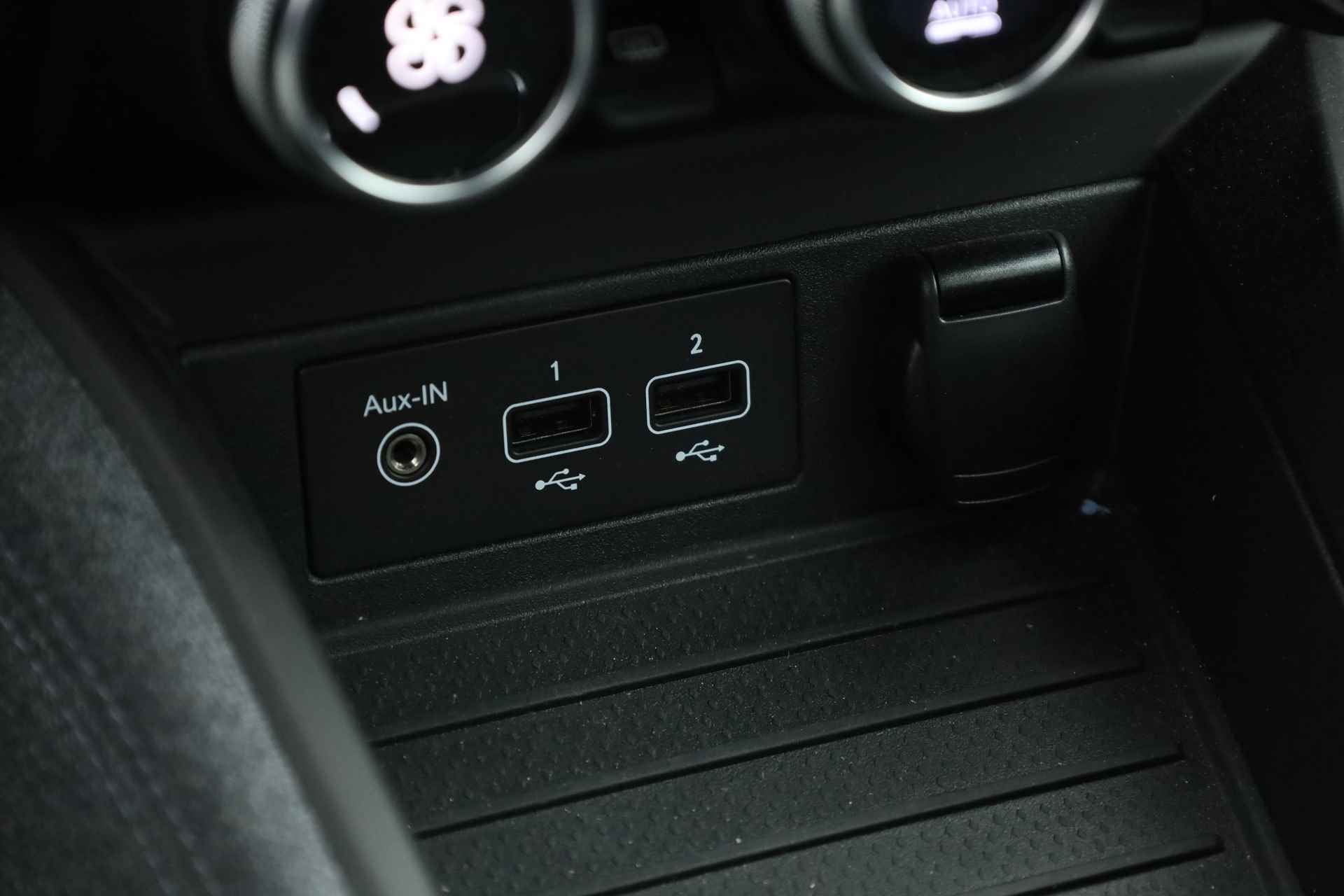 Renault ZOE R135 Intens 52 kWh | Koopaccu | Navi | Camera | LED | Apple CarPlay | Dodehoekdet. | - 19/33