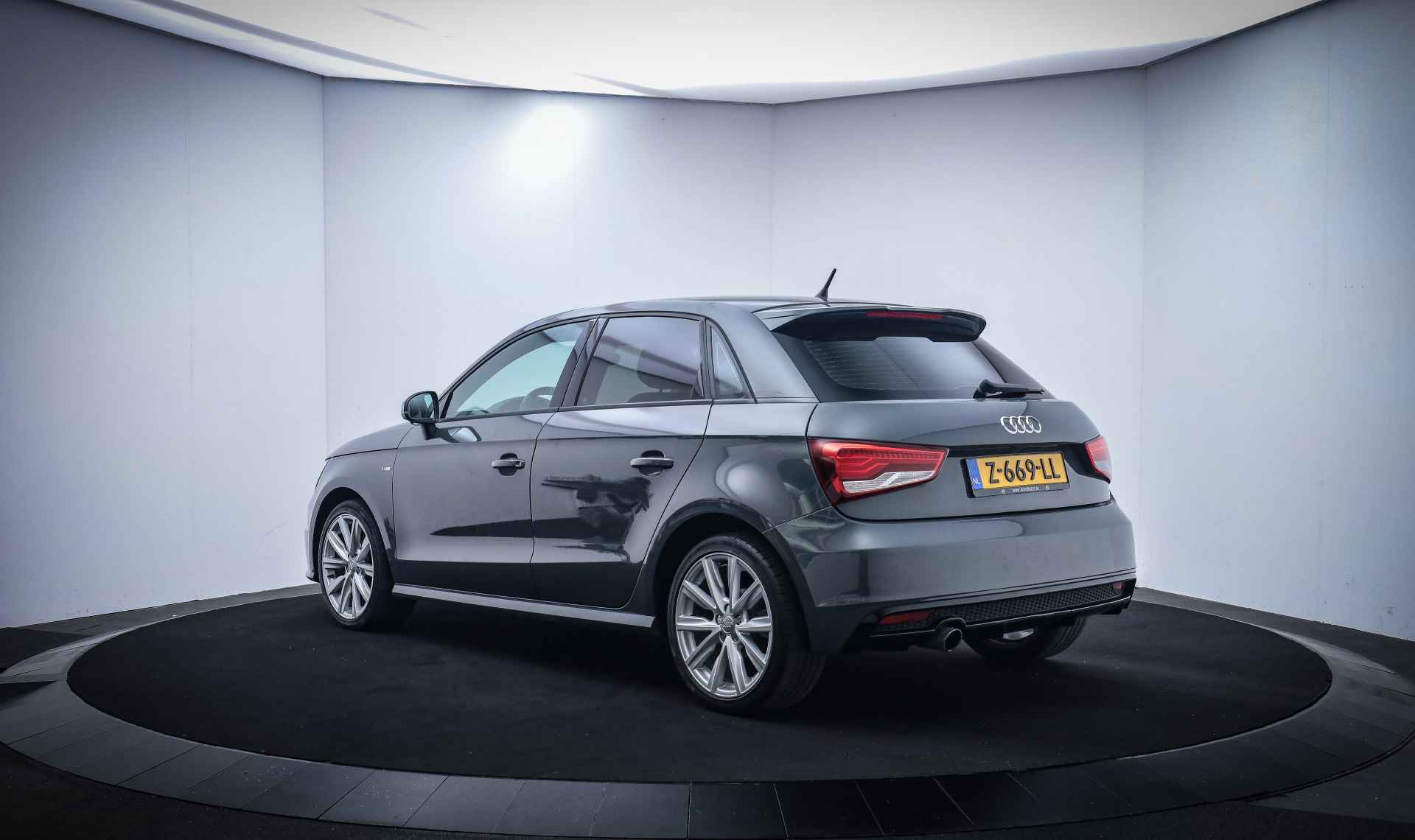 Audi A1 Sportback 1.0TFSI S-Line BOSE/CLIMA/ELEK PAKKET/BLUETOOTH/LMV 17'' - 8/22