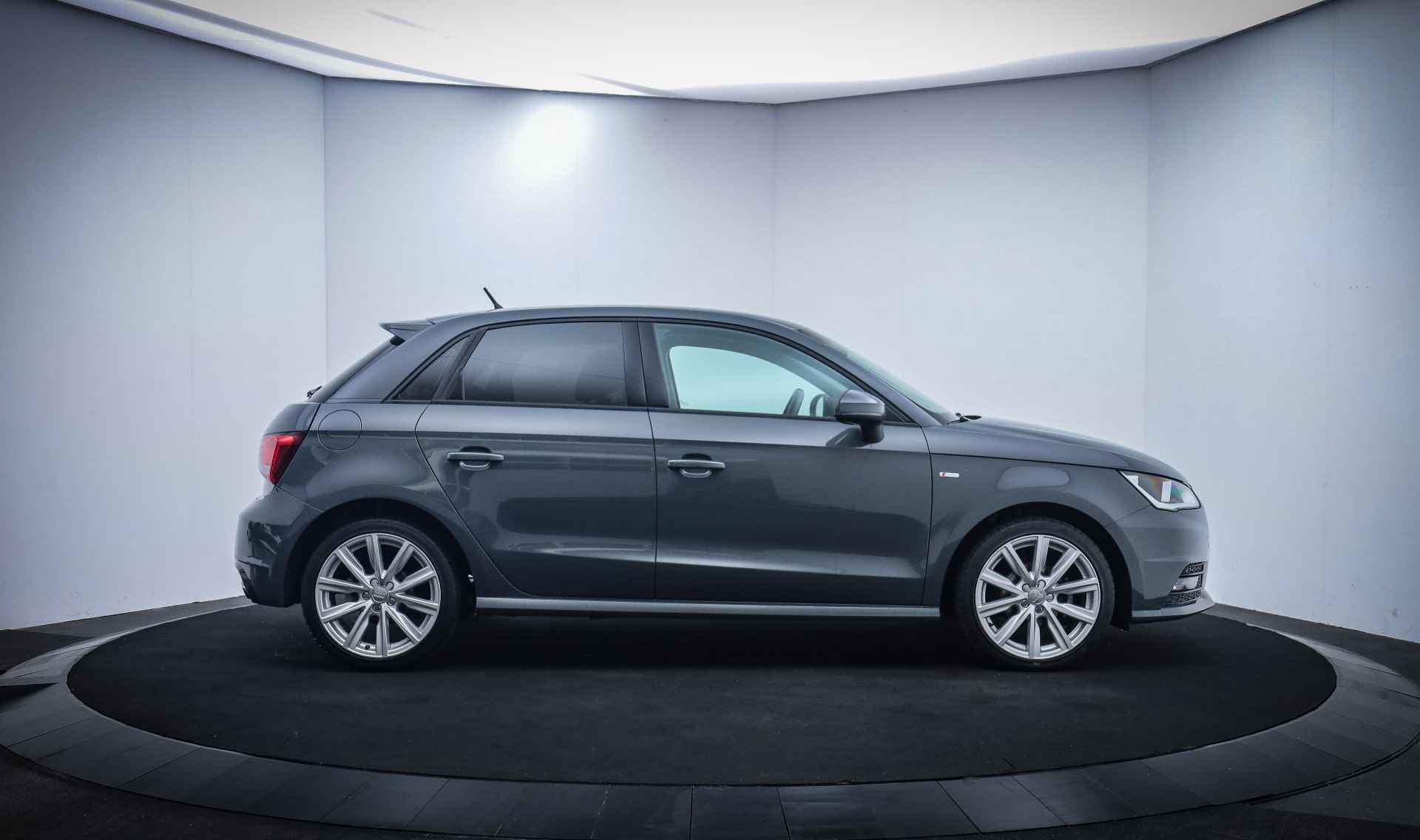 Audi A1 Sportback 1.0TFSI S-Line BOSE/CLIMA/ELEK PAKKET/BLUETOOTH/LMV 17'' - 4/22