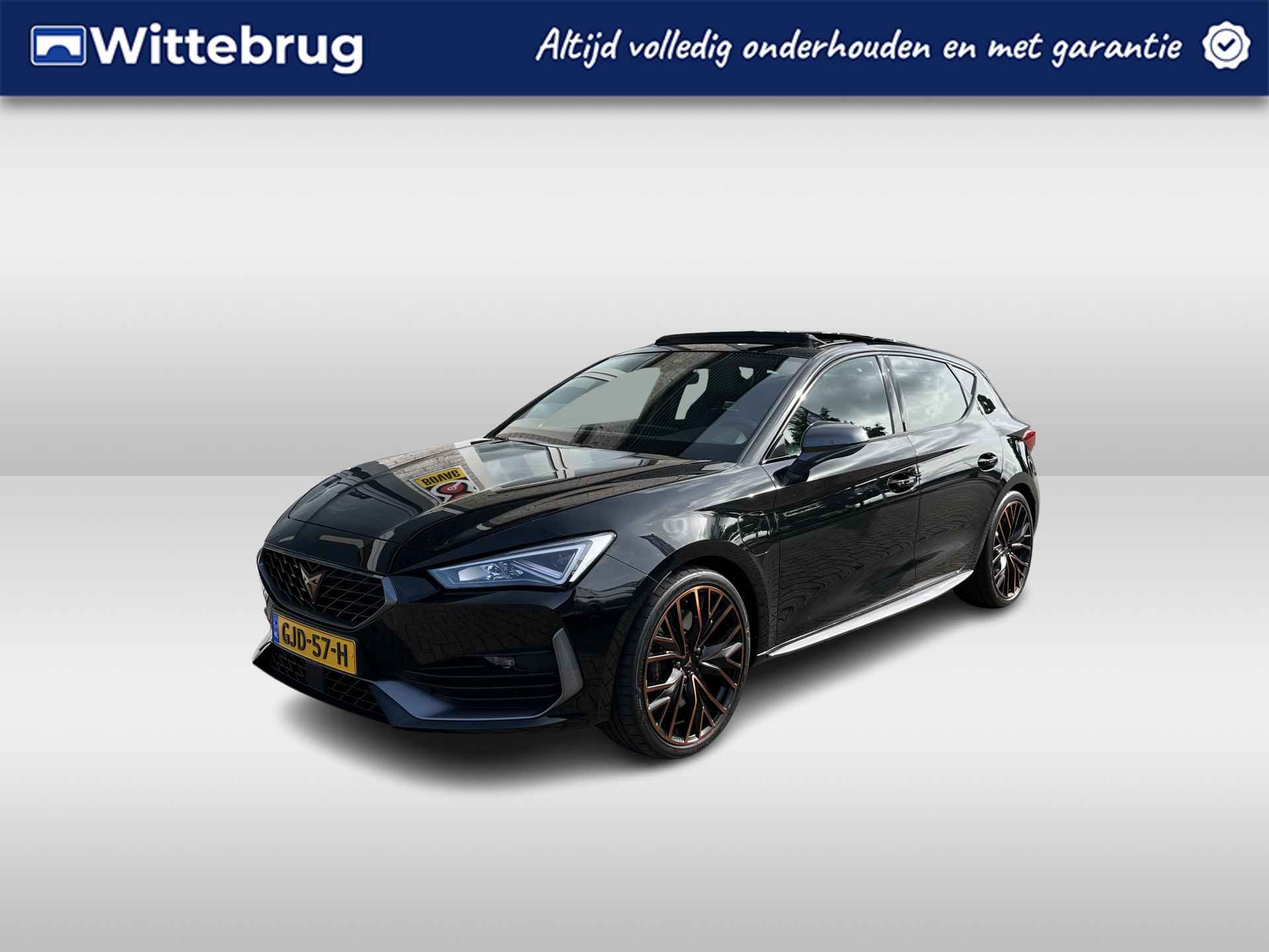 CUPRA Leon 1.4 e-Hybrid VZ Performance / AUTOMAAT/ 245 PK/ PANO/ PARK. SENSOREN/ DODE HOEK/ KEYLESS/ STOEL EN STUUR VERWARM./ ADAPT. CRUISE/ BLUETOOTH/ NAVI/ CLIMA/ DAB/ 19" LMV/ - 1/61