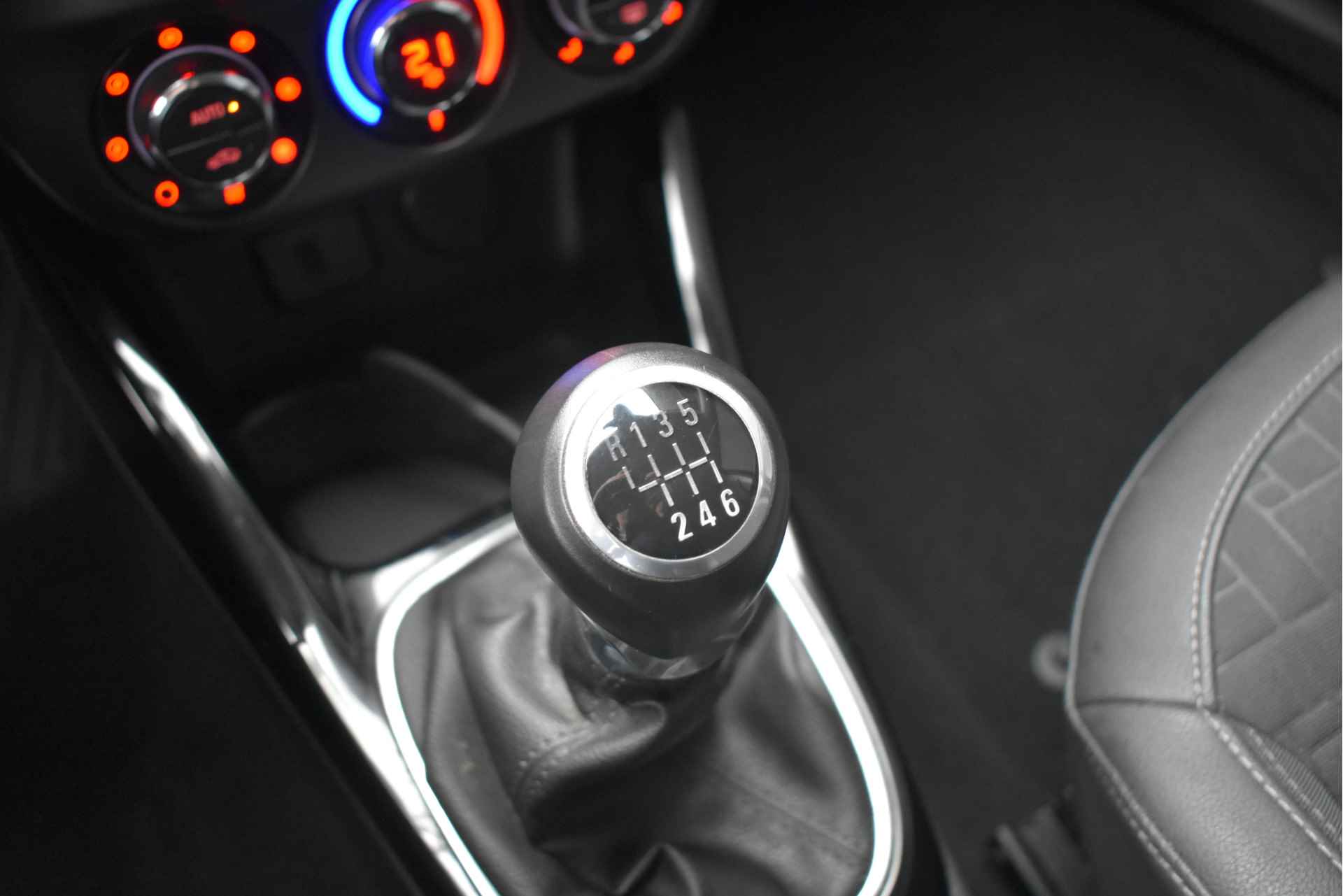 Opel Corsa 1.0 Turbo Online Edition | Navigatie | Climate Control | Achteruitrijcamera | Parkeersensoren | Cruise Control | 16"LMV | !! - 27/49