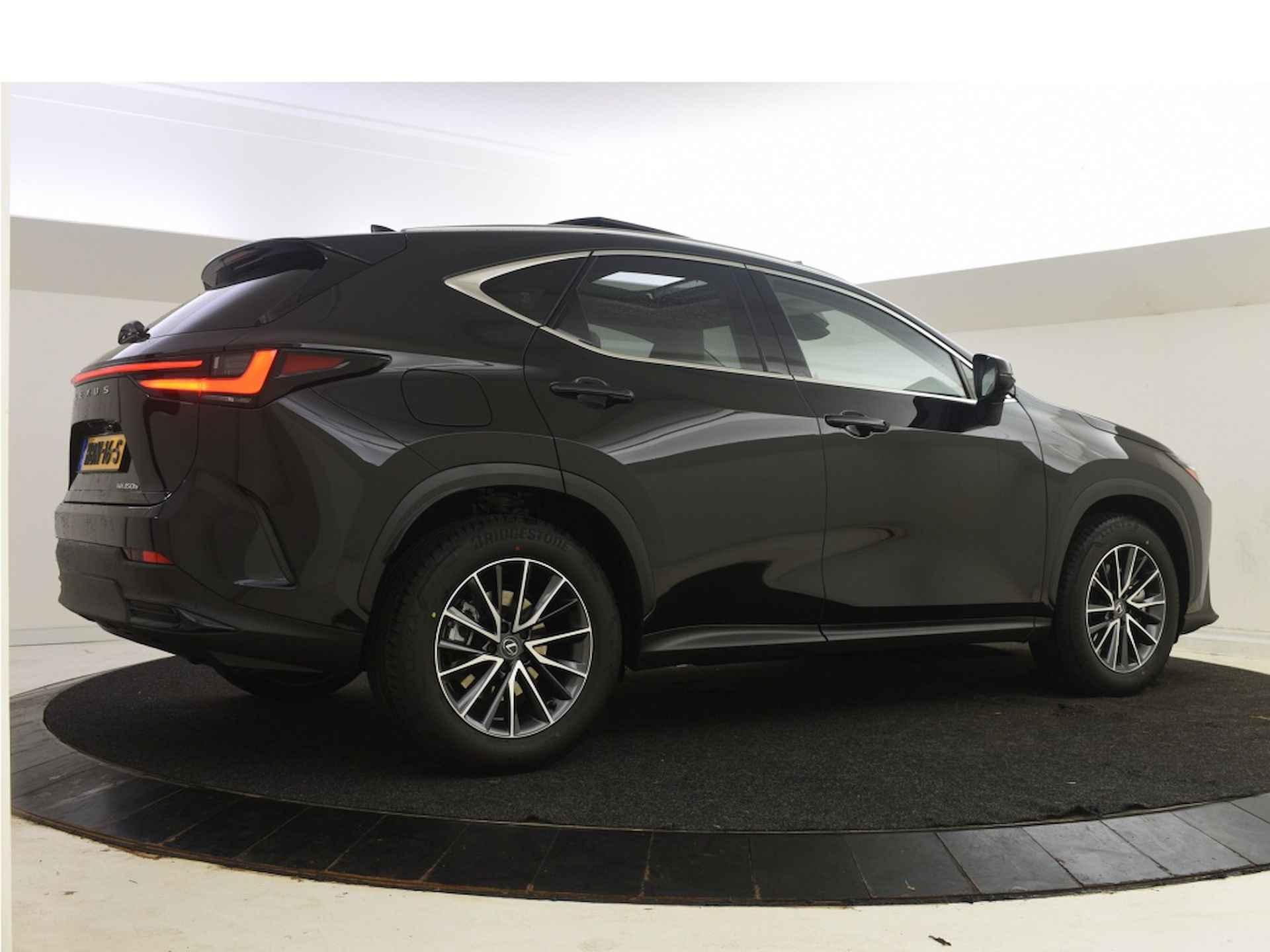 Lexus NX 450h+ AWD Executive Line | Elec. glazen dak - 6/35