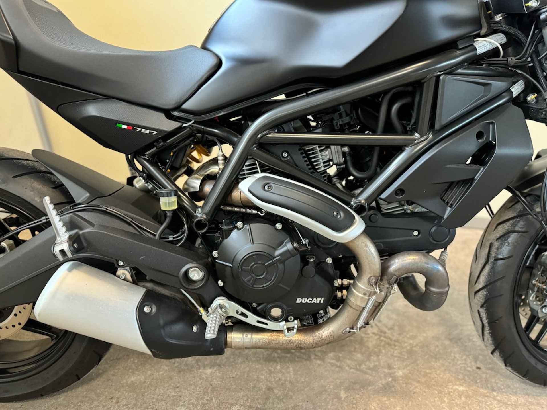 DUCATI Monster 797 Plus MONSTER 797 PLUS 2560 KM!!! - 11/13