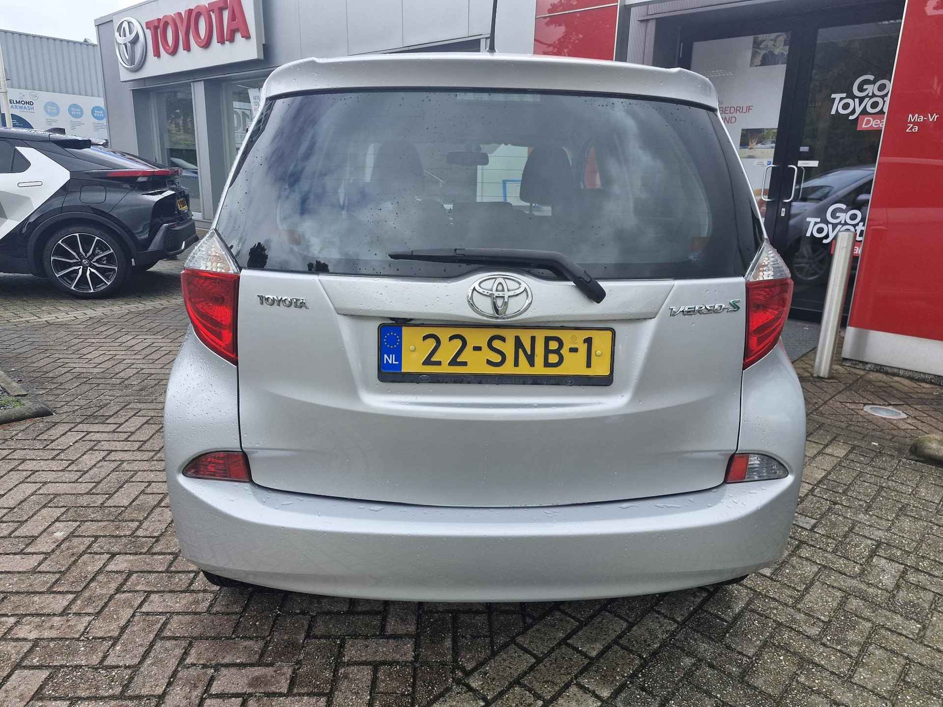 Toyota Verso-S 1.3 VVT-i Dynamic - 9/34