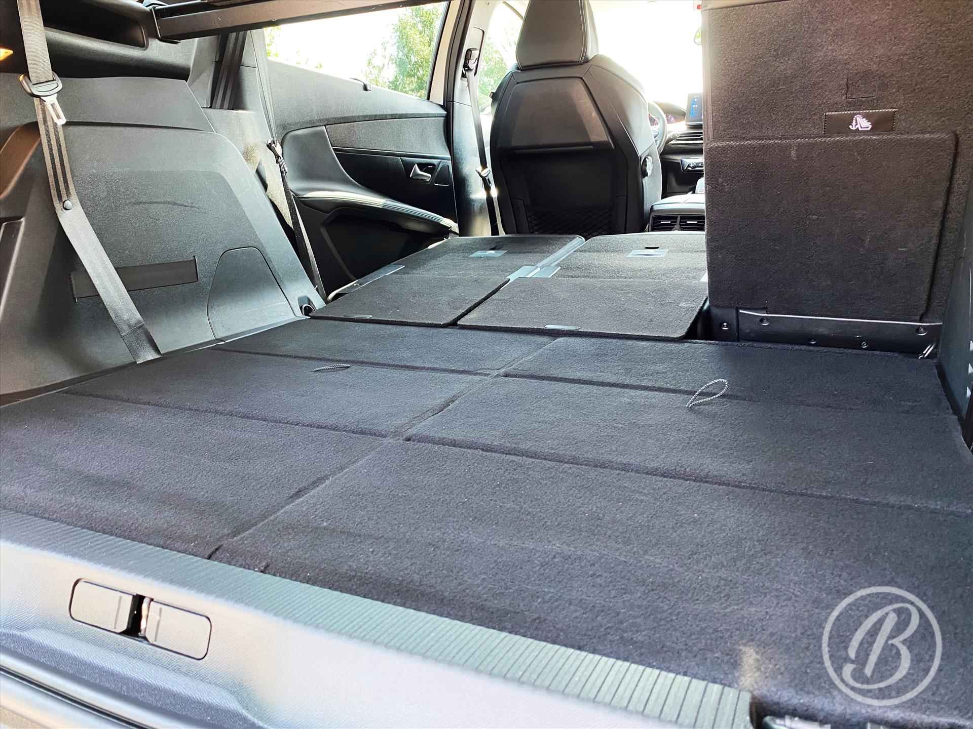 Peugeot 5008 1.2 130pk EAT8 Allure Pack | verwarmde voorstoelen, dab, navigatie, 18 inch velgen, camera, dodehoekdetectie, pdc v&a, climate en cruise - 21/67