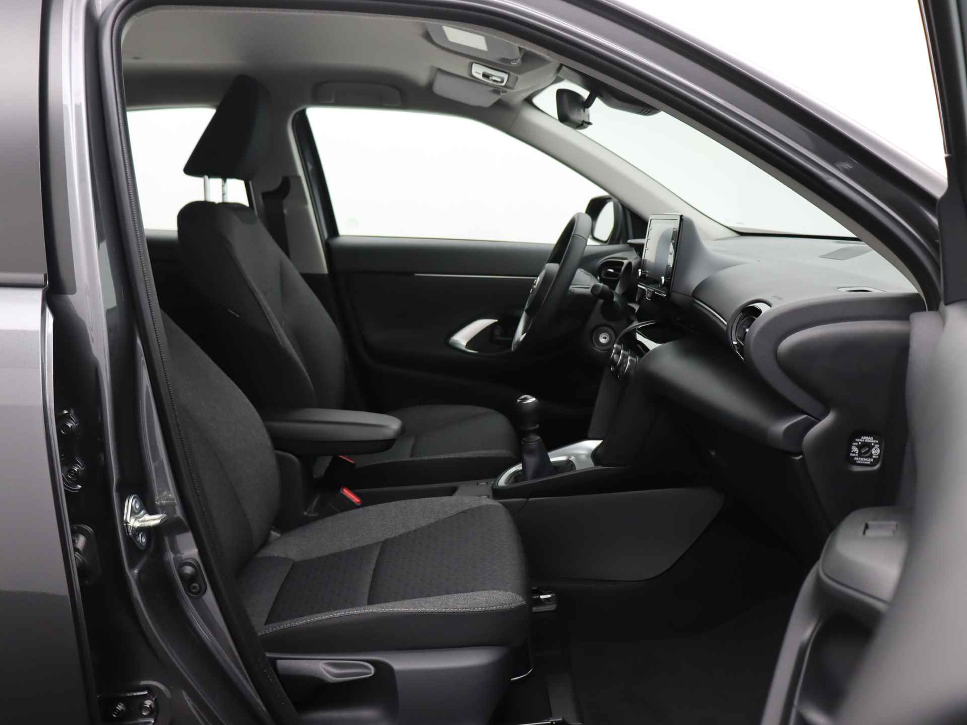 Toyota Yaris Cross 1.5 VVT-I Active | Parkeercamera | Carplay  | Trekgewicht 1350KG | | Direct Leverbaar | - 22/27