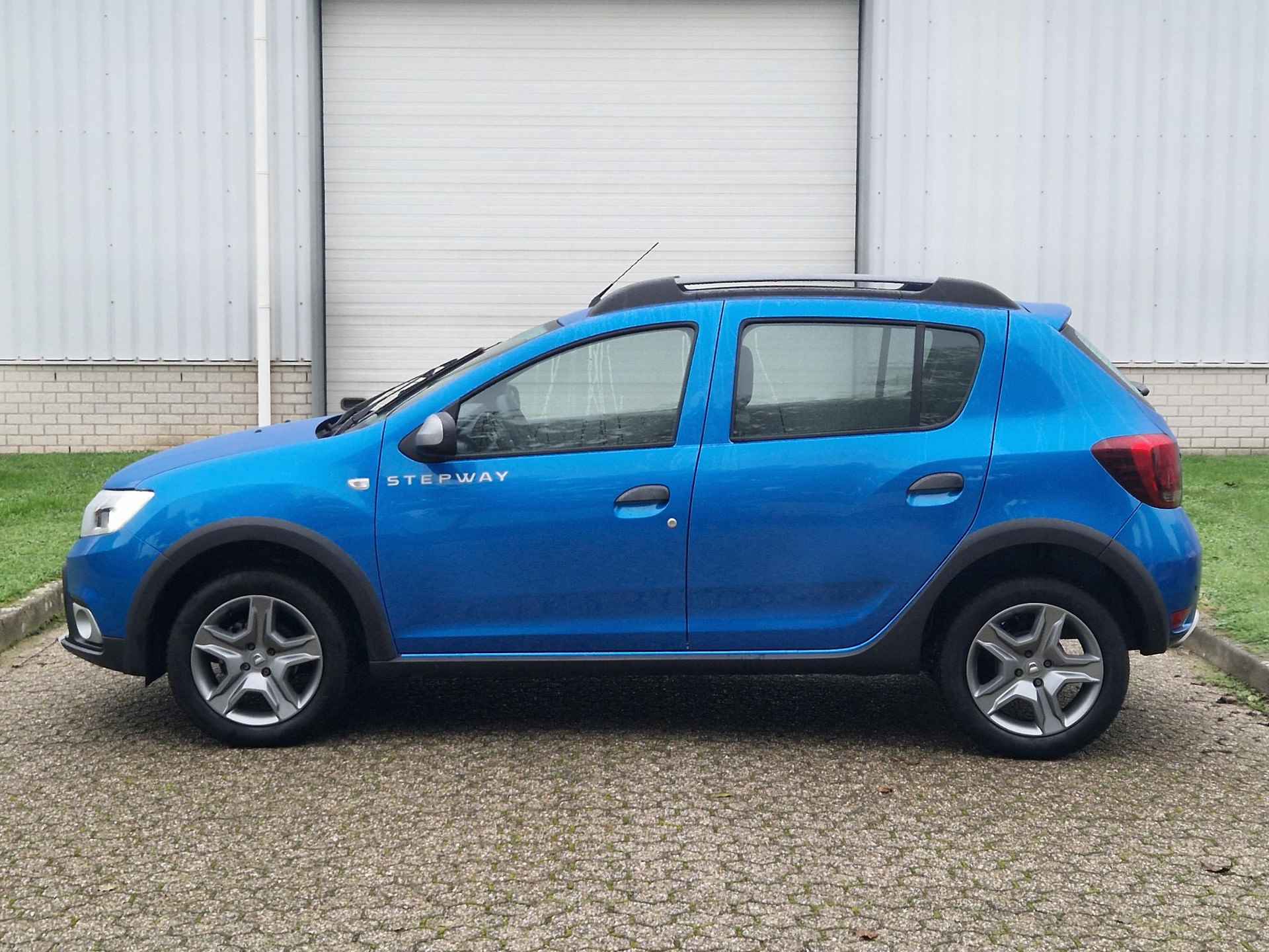 Dacia Sandero 0.9 TCe SL Stepway / 1e Eigenaar / Onderhouden / Sensoren / Airco / Cruise Control / LED Dagrijverlichting / Navigatie Full Map / - 10/36