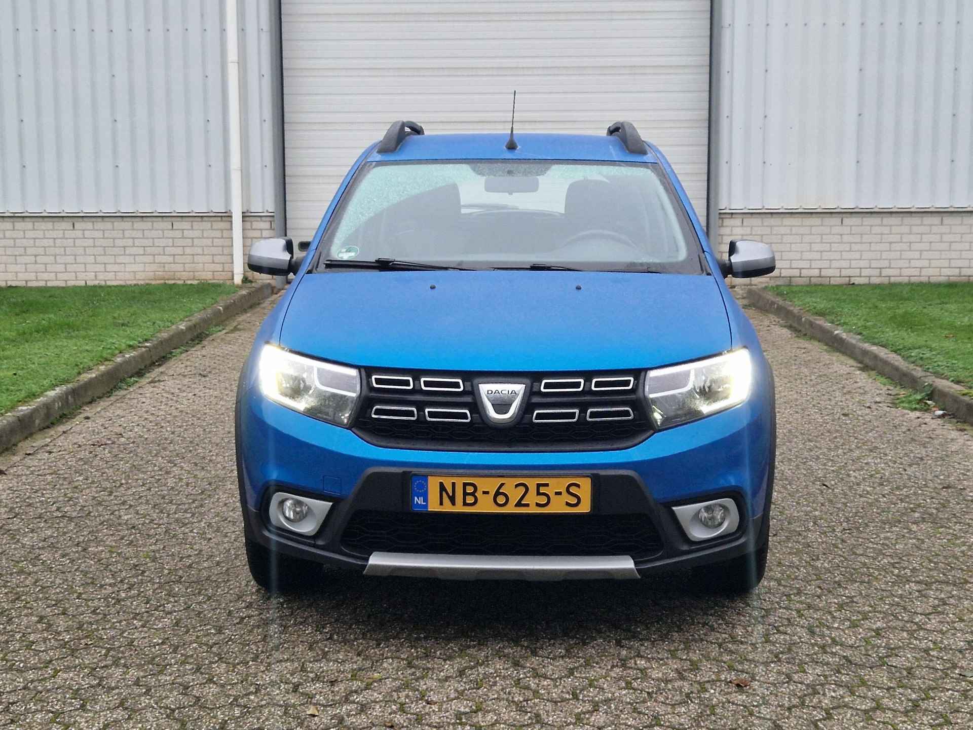 Dacia Sandero 0.9 TCe SL Stepway / 1e Eigenaar / Onderhouden / Sensoren / Airco / Cruise Control / LED Dagrijverlichting / Navigatie Full Map / - 27/36