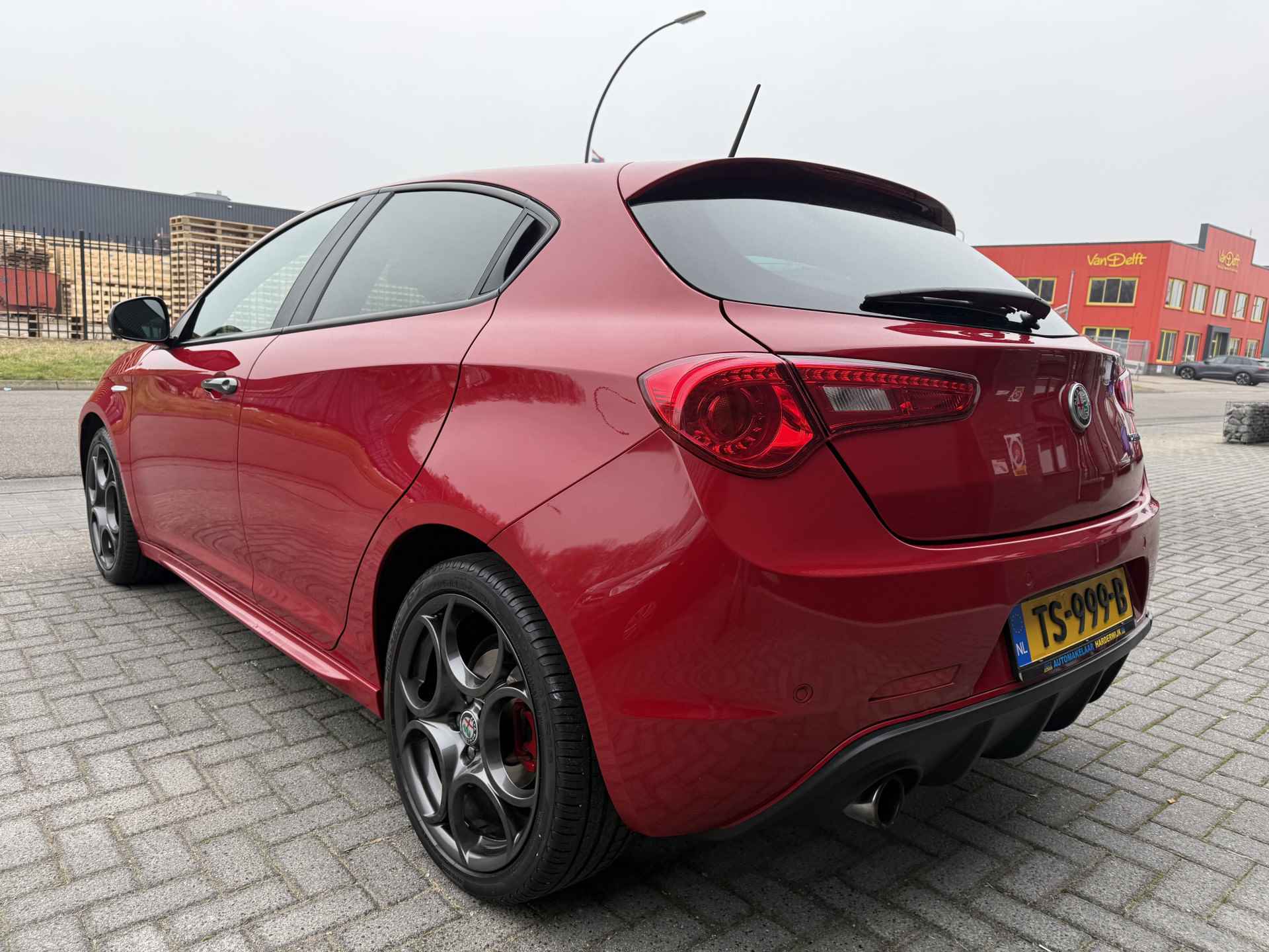 Alfa Romeo Giulietta 1.4 Turbo MultiAir Super | 1E EIGENAAR | 12MND GARANTIE | AUTOMAAT | NAVI | CRUISE | LEER | AIRCO | - 9/44