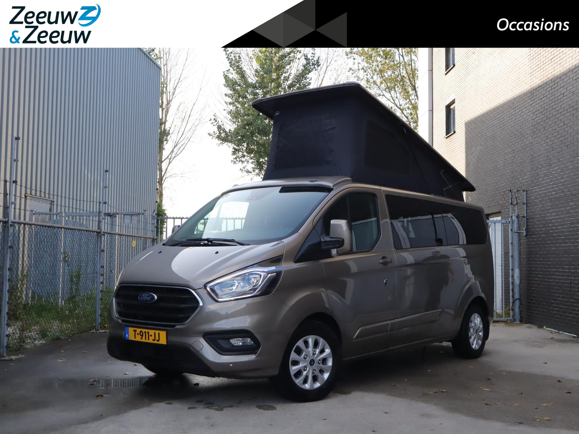 Ford Transit Custom 2.0 TDCI L2H1 Limited Camper 170pk automaat | Camper met 2 slaapplaatsen | Extra breed bed | Keuken met gootsteen- koelkast- gasfornuis | Zonnescherm | Cruise control | Trekhaak | Extra opbergruimte | Stoelverwarming | Voorruitverwarming | Navigatie