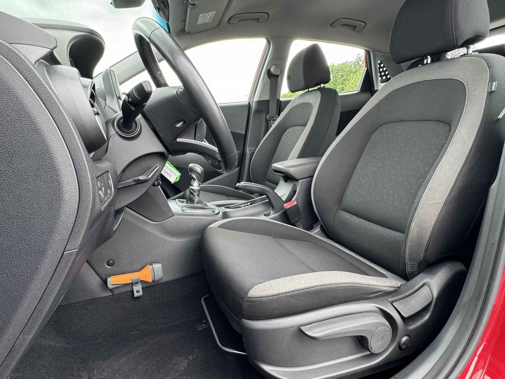 Hyundai Kona 1.0 T-GDI Comfort || Camera | Multimedia incl Apple & Android systeem | Climate Control | LMV || - 12/32
