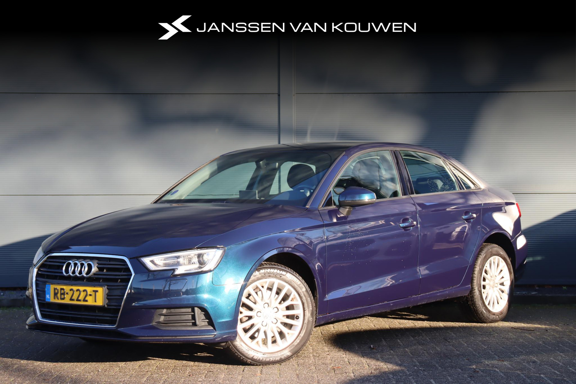 Audi A3 Limousine 1.0 TFSI / Panoramadak / Navi / Trekhaak