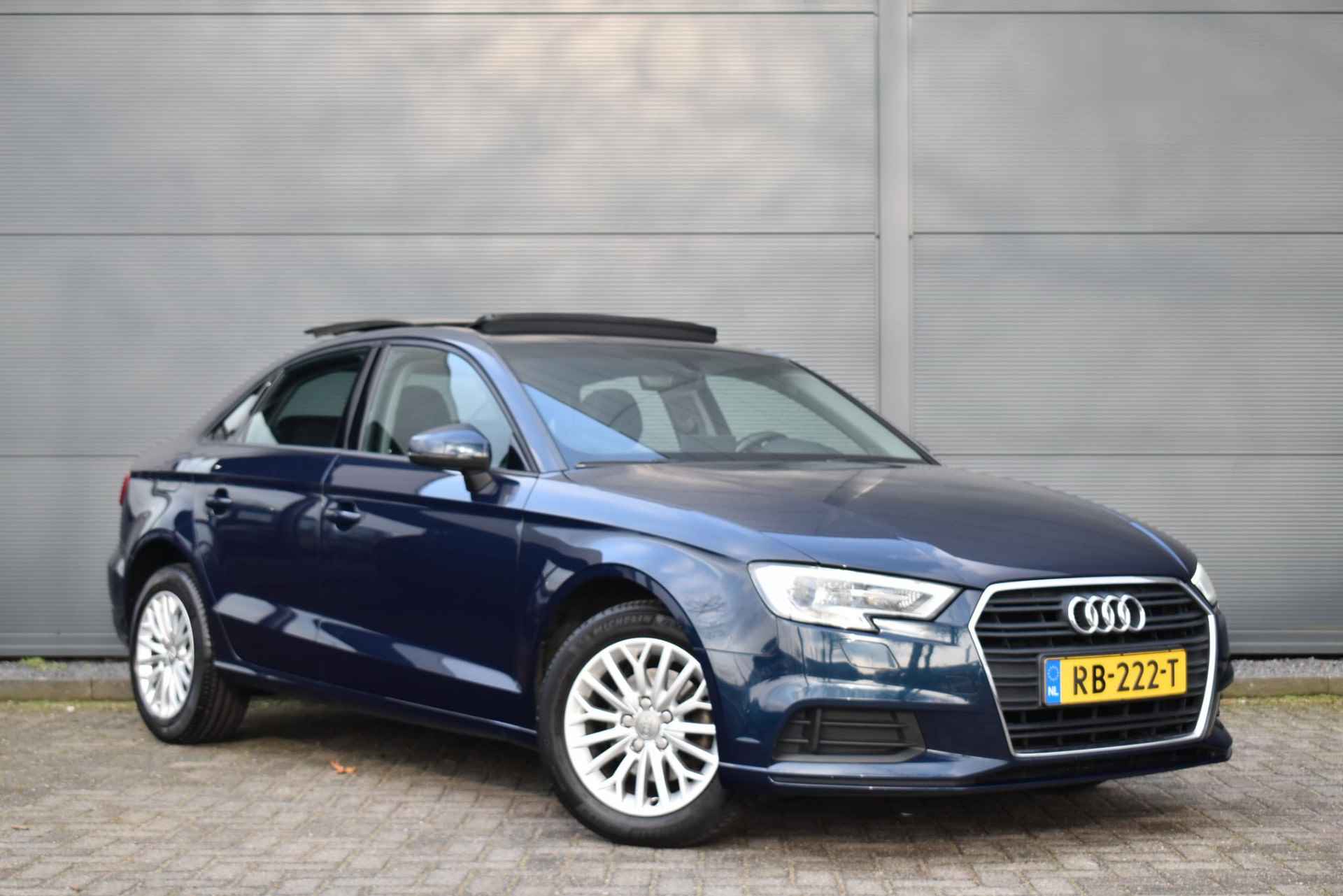 Audi A3 Limousine 1.0 TFSI / Panoramadak / Navi / Trekhaak - 3/35