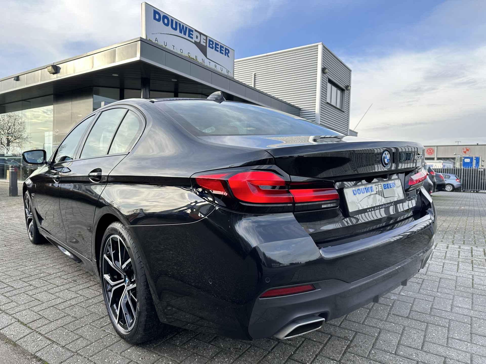 BMW 5 Serie 530e M Sport Adapt. Cruise | Spiegelpakket | Stuur & Stoelverw. | - 2/30