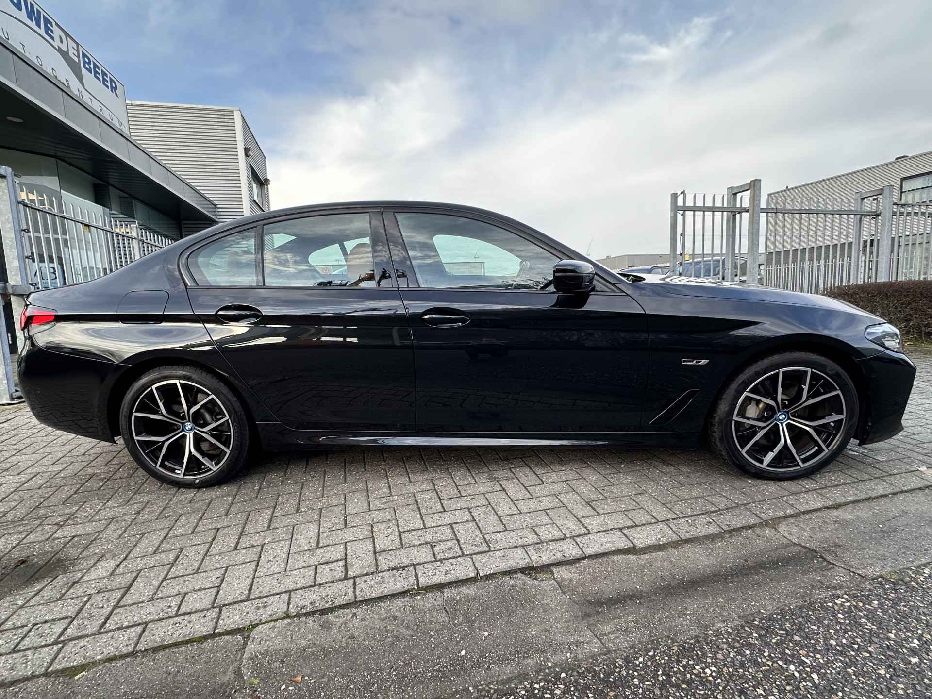 BMW 5 Serie 530e M Sport Adapt. Cruise | Spiegelpakket | Stuur & Stoelverw. | - 5/30