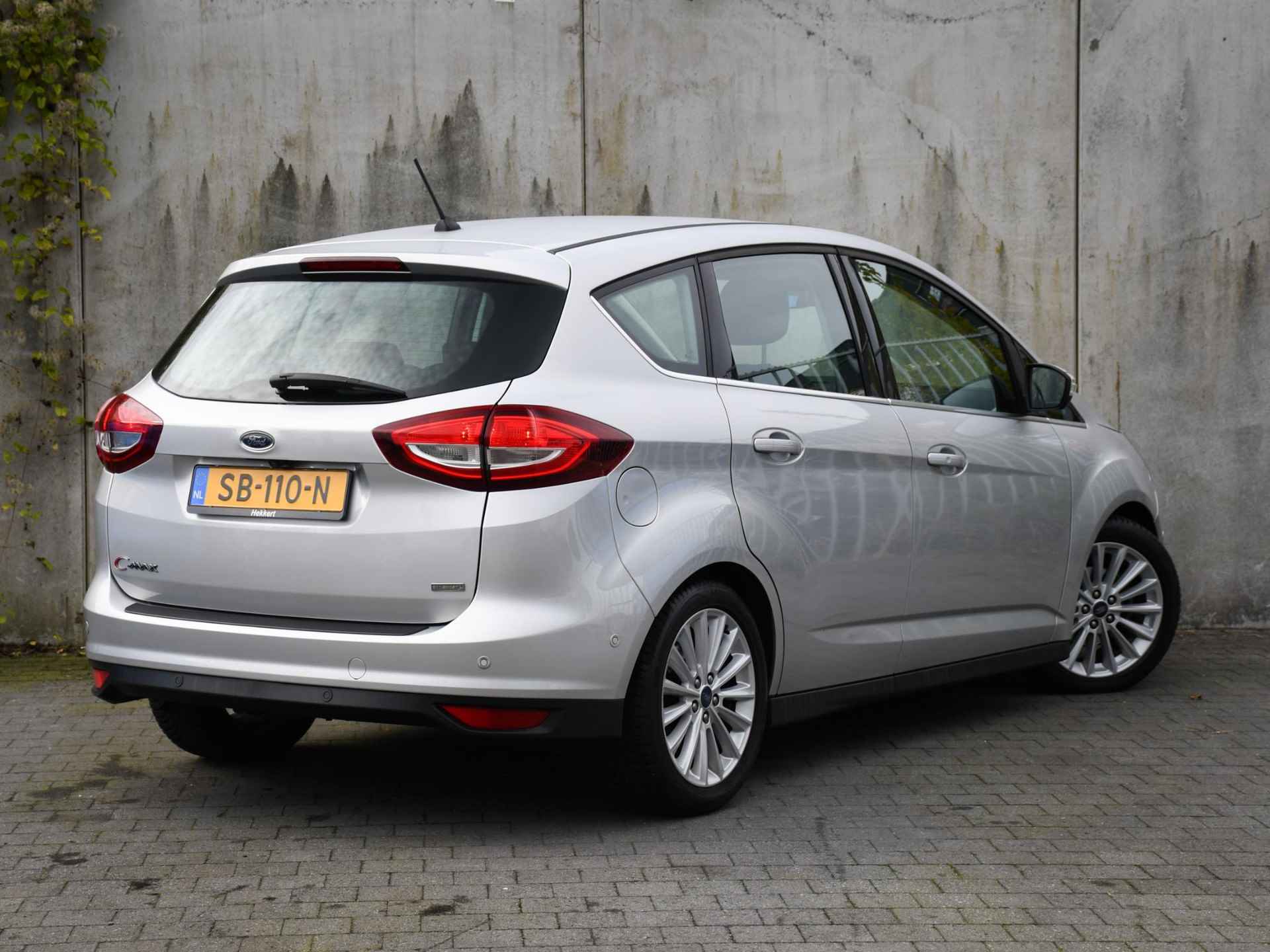 Ford C-Max Titanium 1.0 EcoBoost 125pk PDC + CAM. | KEYLESS | QUICK CLEAR | NAVI | APPLE-CARPLAY - 4/31