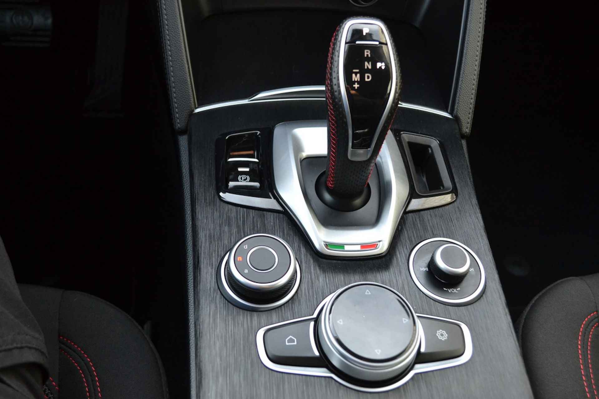 Alfa romeo Stelvio 2.2d Super - 19/34