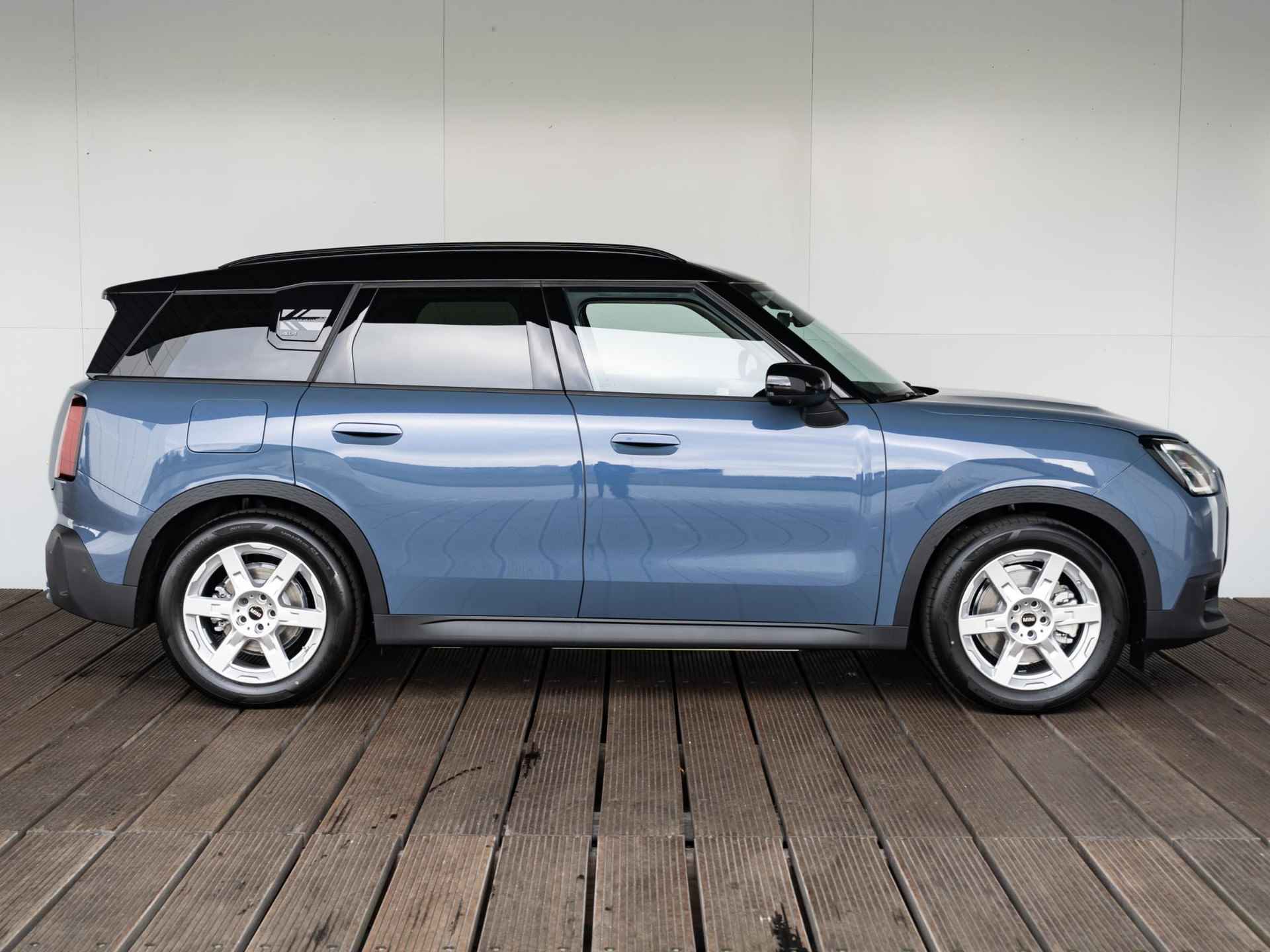 MINI Countryman SE Classic Trim + Package XL | Maximaal MINI - 4/35