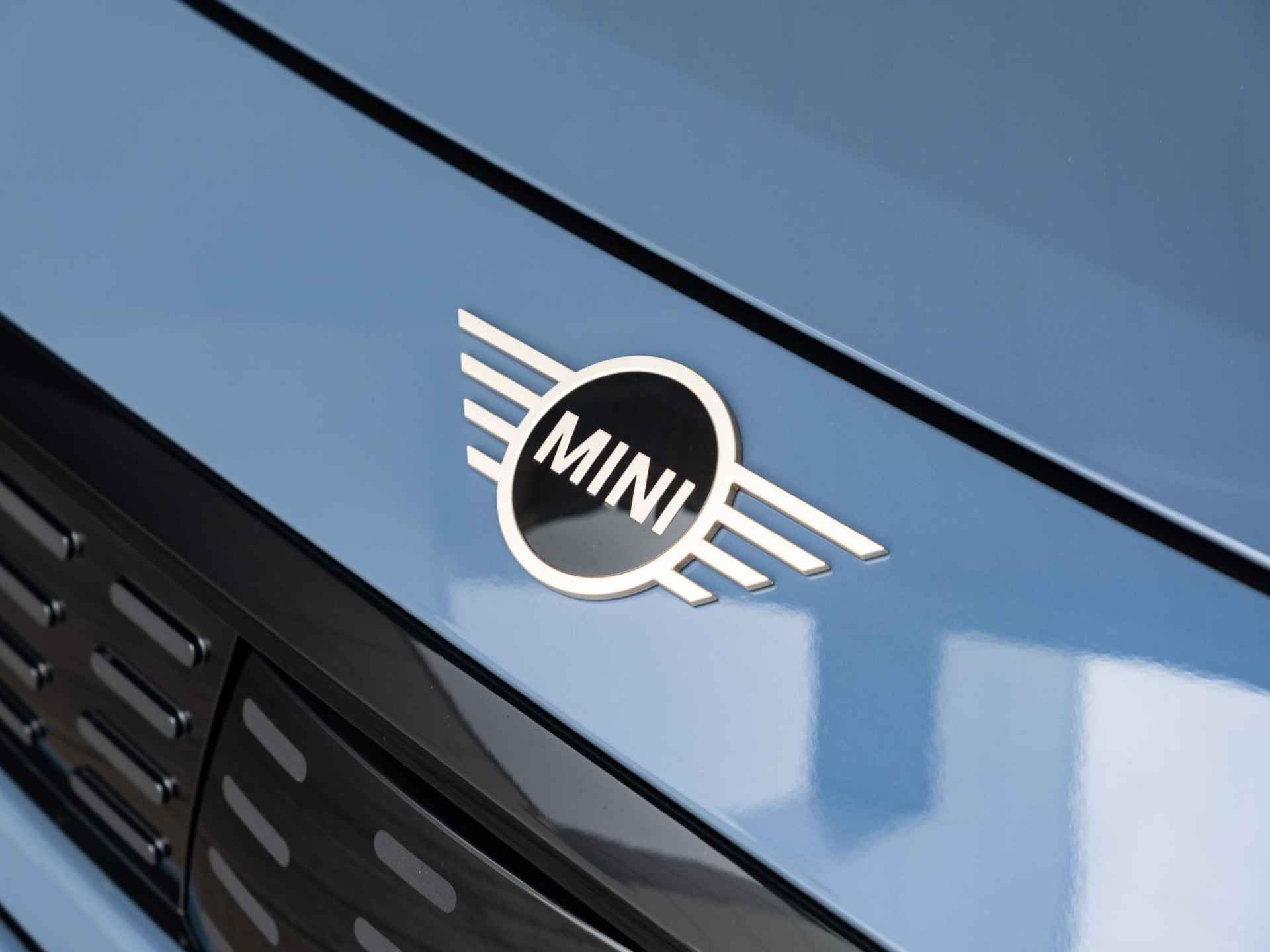 MINI Countryman SE Classic Trim + Package XL | Maximaal MINI - 17/35