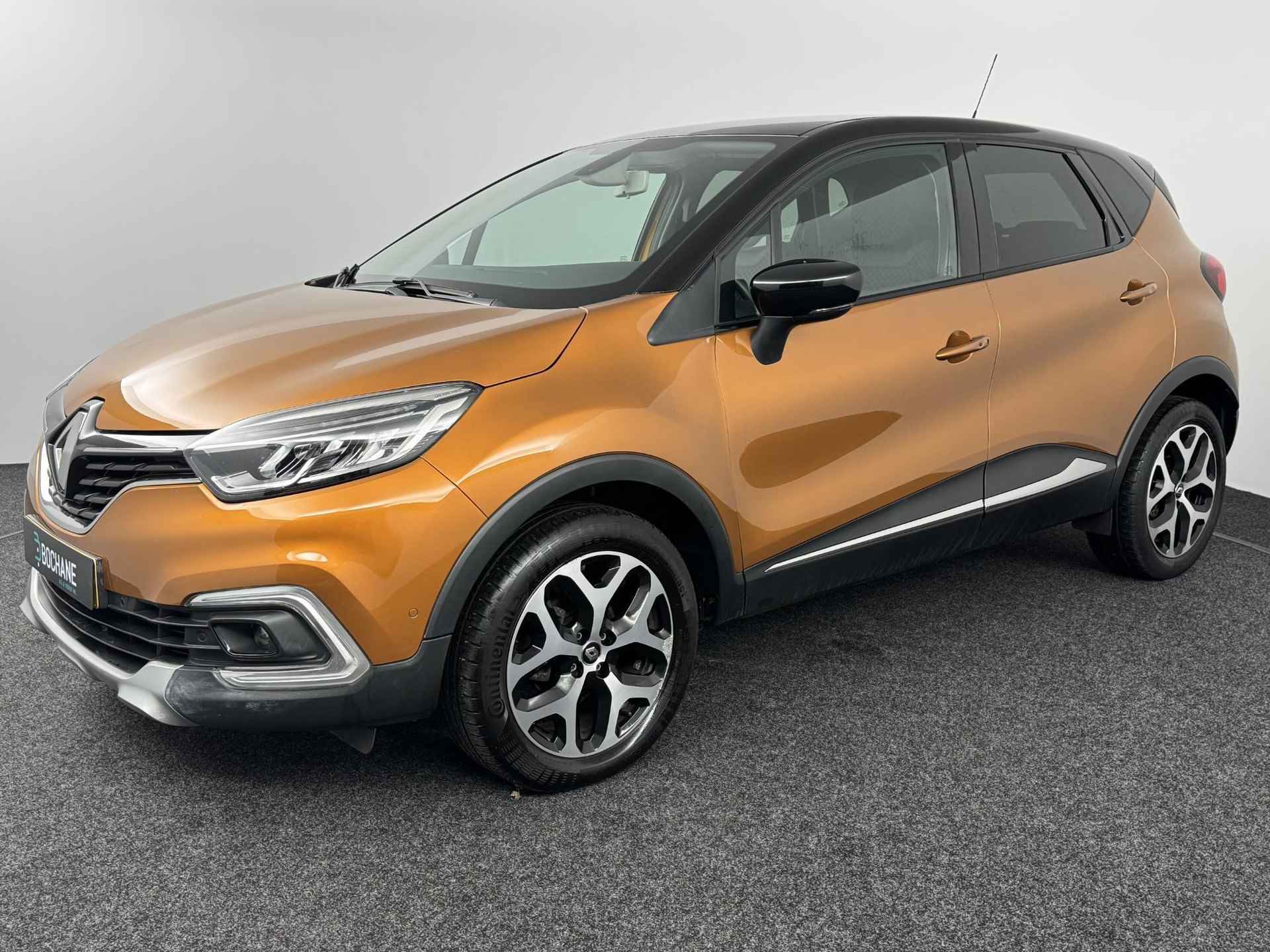 Renault Captur 0.9 TCe 90 Intens | Navigatie | Cruise Control | Climate Control | Parkeersensoren voor, zij, achter en achteruitrijcamera - 3/49