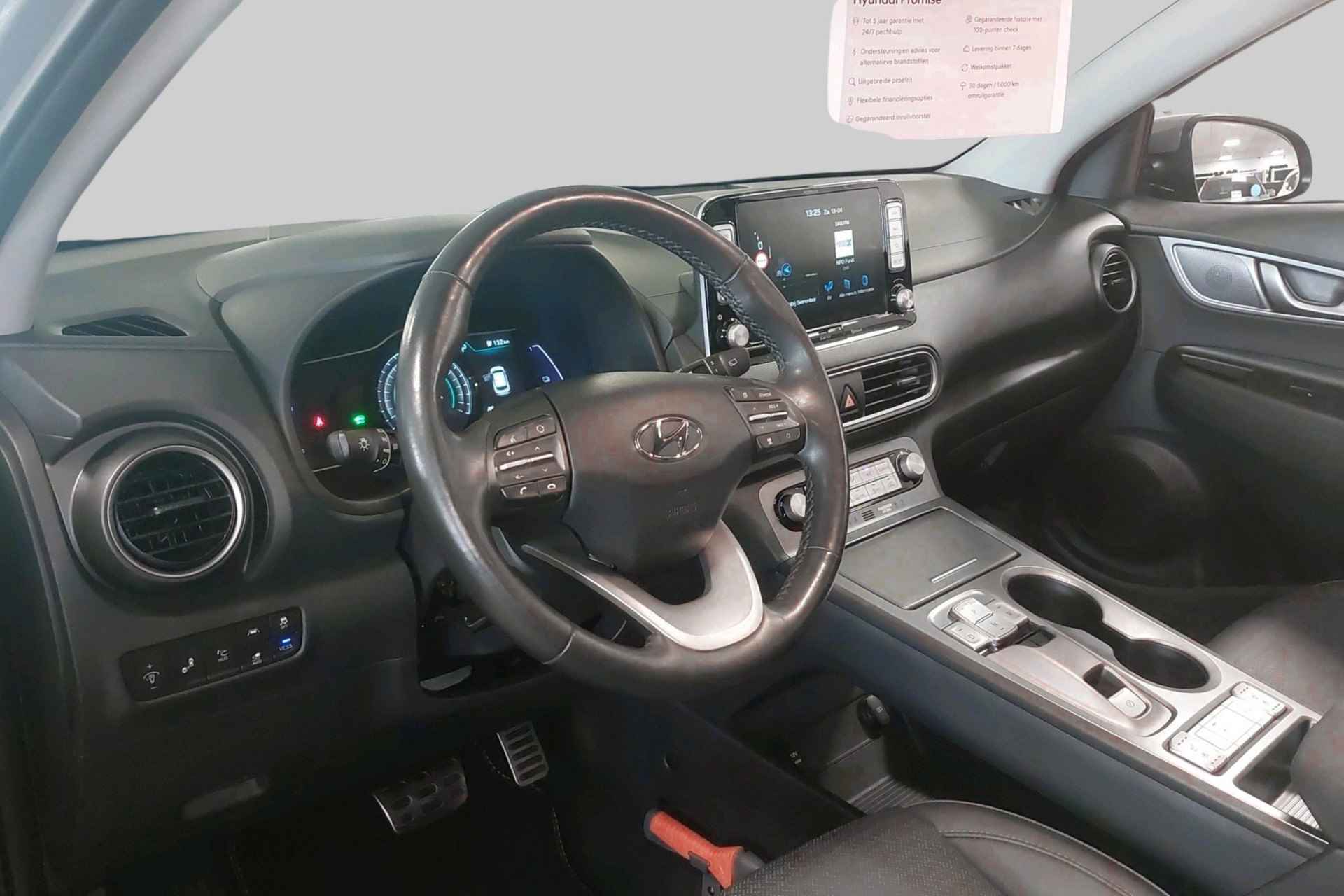 Hyundai KONA EV Premium 64 kWh - 8/22