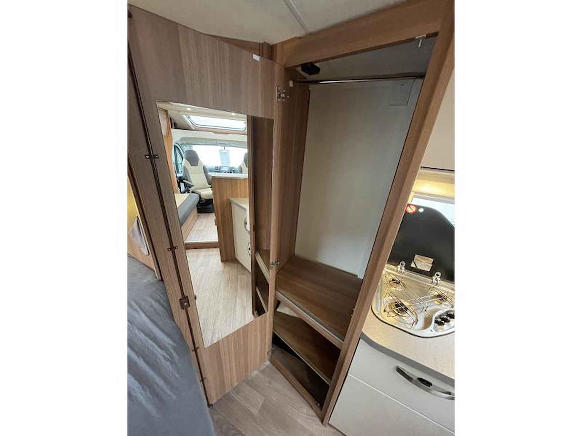 Weinsberg CaraLoft 650 MFH Frans bed Bearlock TV - 24/25