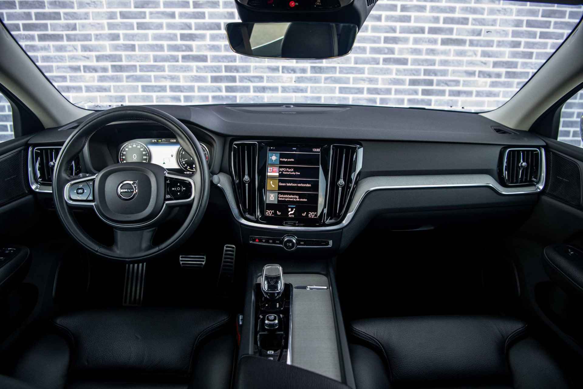 Volvo S60 2.0 B3 Inscription | Harman Kardon | 19 inch |  Elektrische bestuurdersstoel met geheugenfunctie | Parkeercamera | Adaptieve cruise control | - 7/40