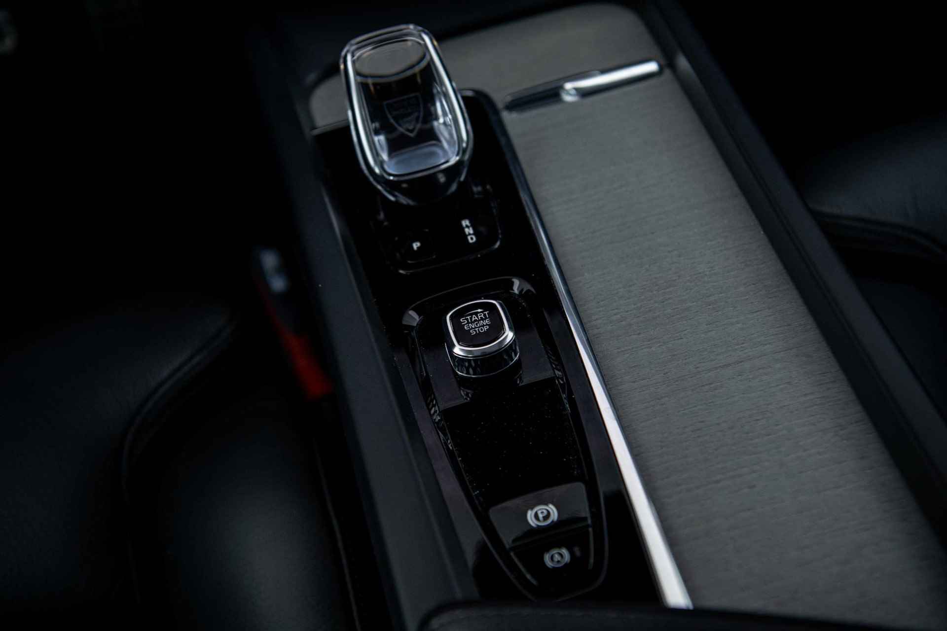 Volvo S60 2.0 B3 Inscription | Harman Kardon | 19 inch |  Elektrische bestuurdersstoel met geheugenfunctie | Parkeercamera | Adaptieve cruise control | - 16/40
