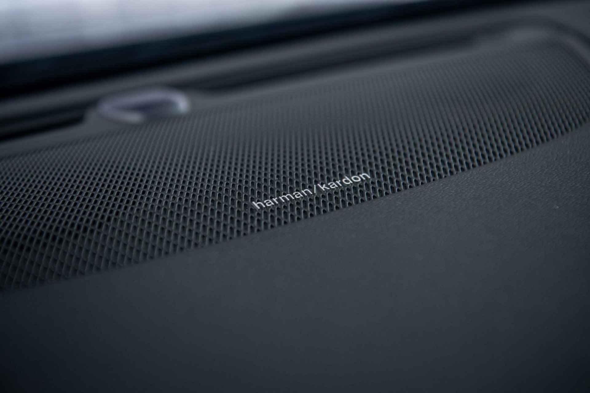 Volvo S60 2.0 B3 Inscription | Harman Kardon | 19 inch |  Elektrische bestuurdersstoel met geheugenfunctie | Parkeercamera | Adaptieve cruise control | - 34/40