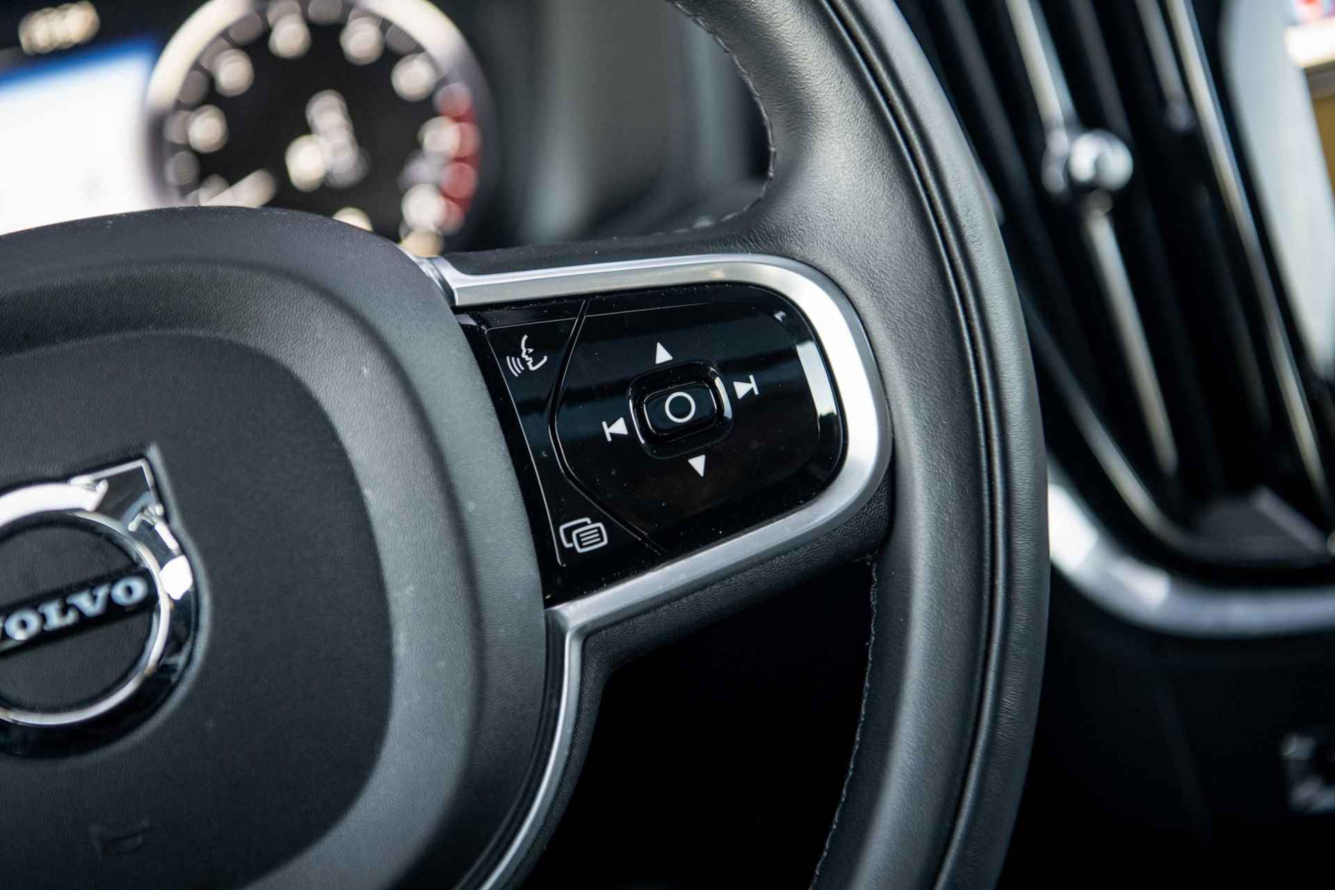 Volvo S60 2.0 B3 Inscription | Harman Kardon | 19 inch |  Elektrische bestuurdersstoel met geheugenfunctie | Parkeercamera | Adaptieve cruise control | - 28/40