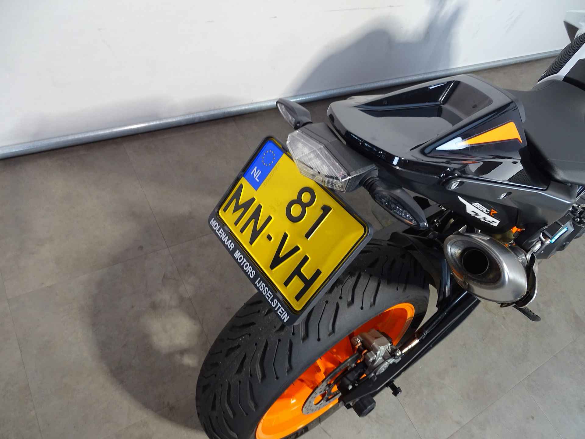 KTM 890 DUKE R - 3/9