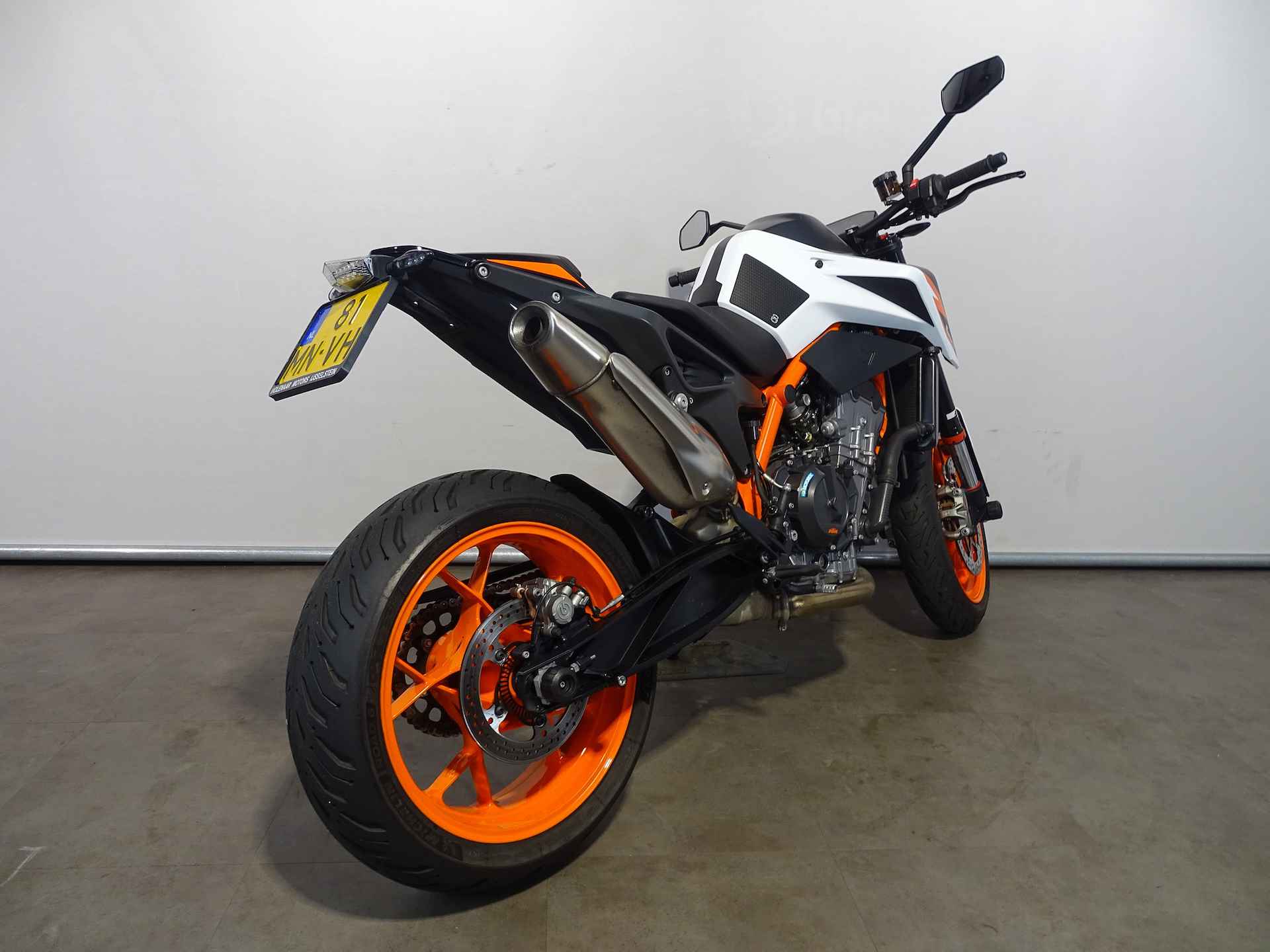 KTM 890 DUKE R - 9/9