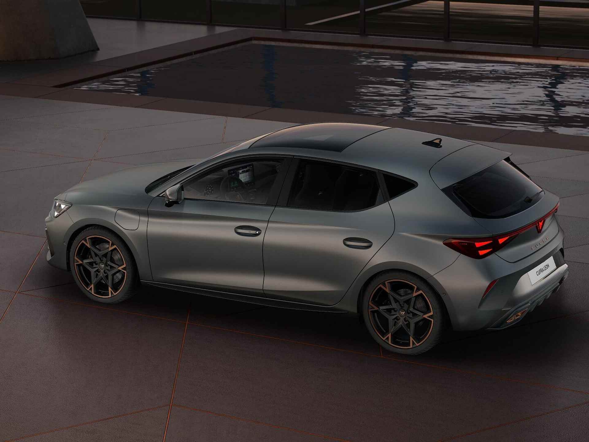 CUPRA Leon 1.5 TSI e-Hybrid 272 6DSG VZ Performance - 8/18