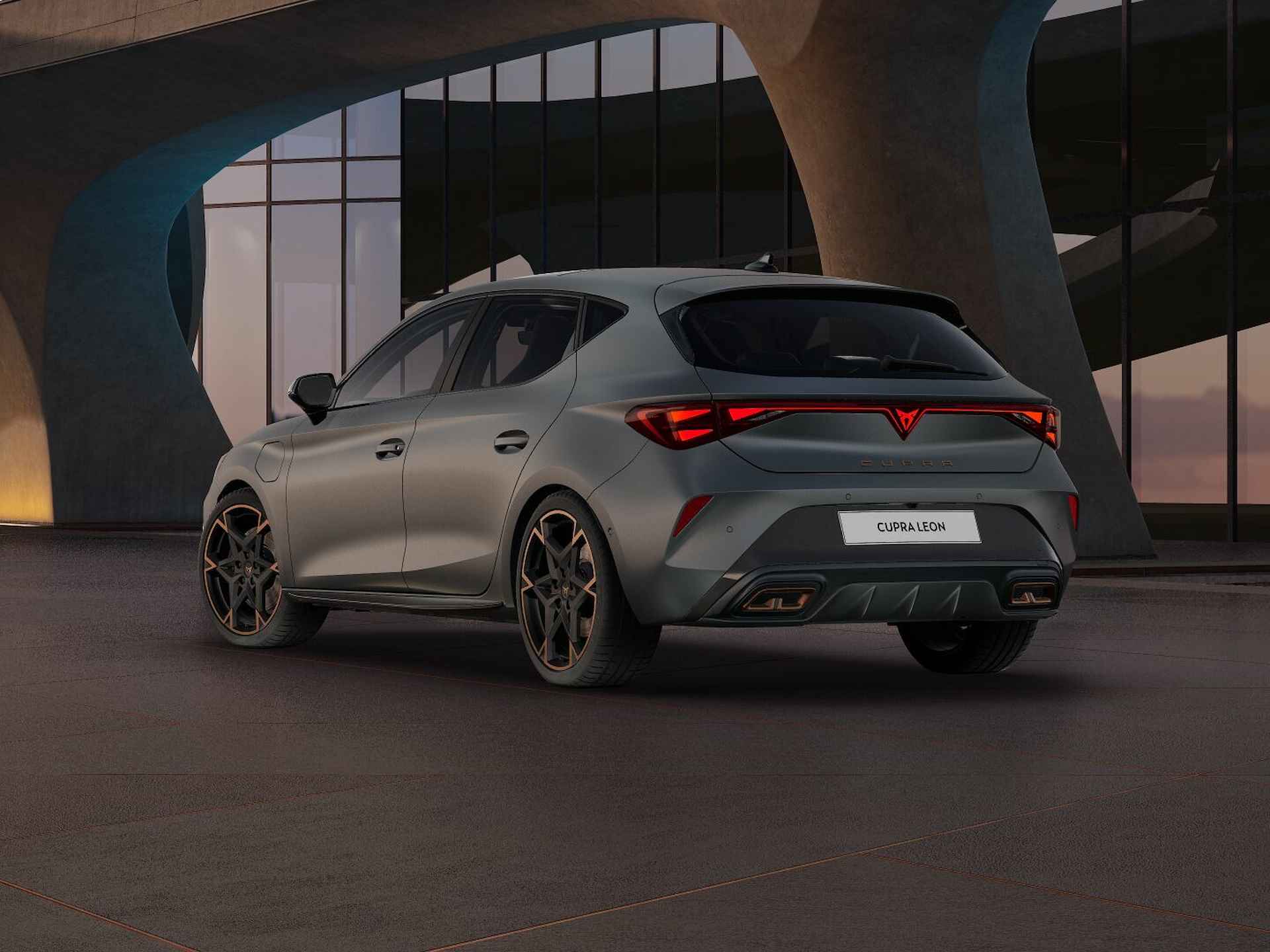 CUPRA Leon 1.5 TSI e-Hybrid 272 6DSG VZ Performance - 15/18