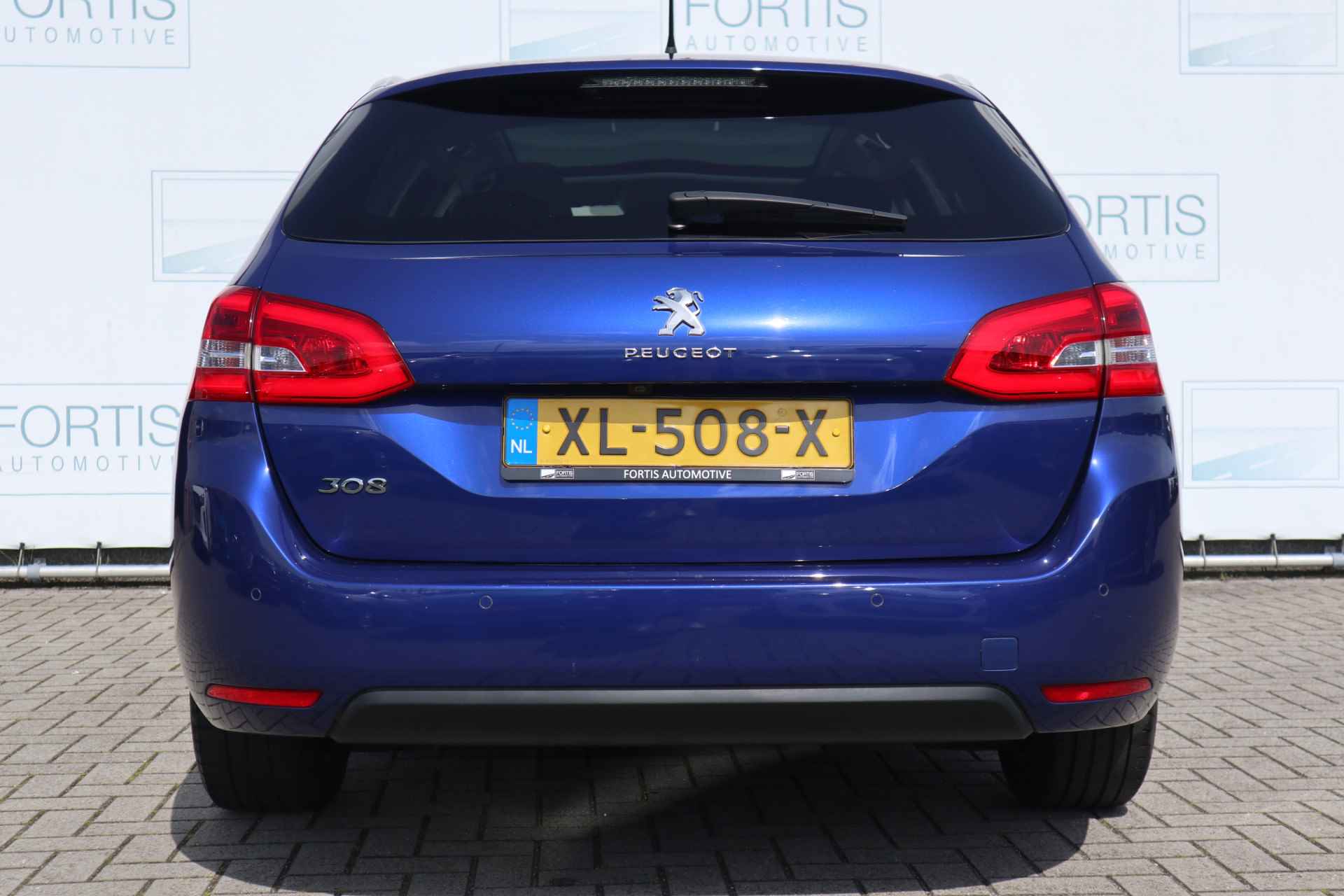 Peugeot 308 SW 1.2 PureTech Blue Lease Premium NL AUTO | PANO | LEDER | STOELVERW | CAMERA | CARPLAY | - 16/38