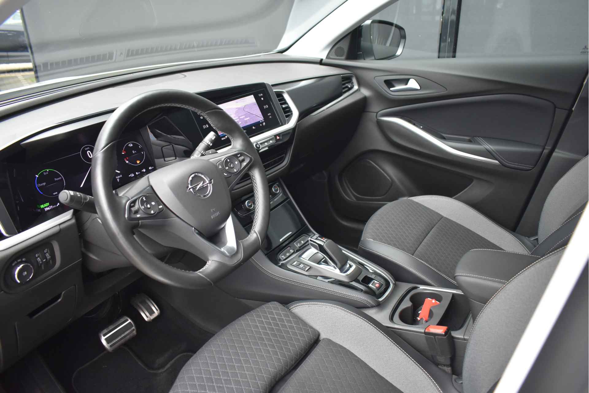 Opel Grandland PHEV 1.6 Turbo Hybrid GS Line 225pk Automaat | Adaptive Cruise | Navigatie | Stuurverwarming | AGR-Comfortstoel | Achteruitrijca - 7/57