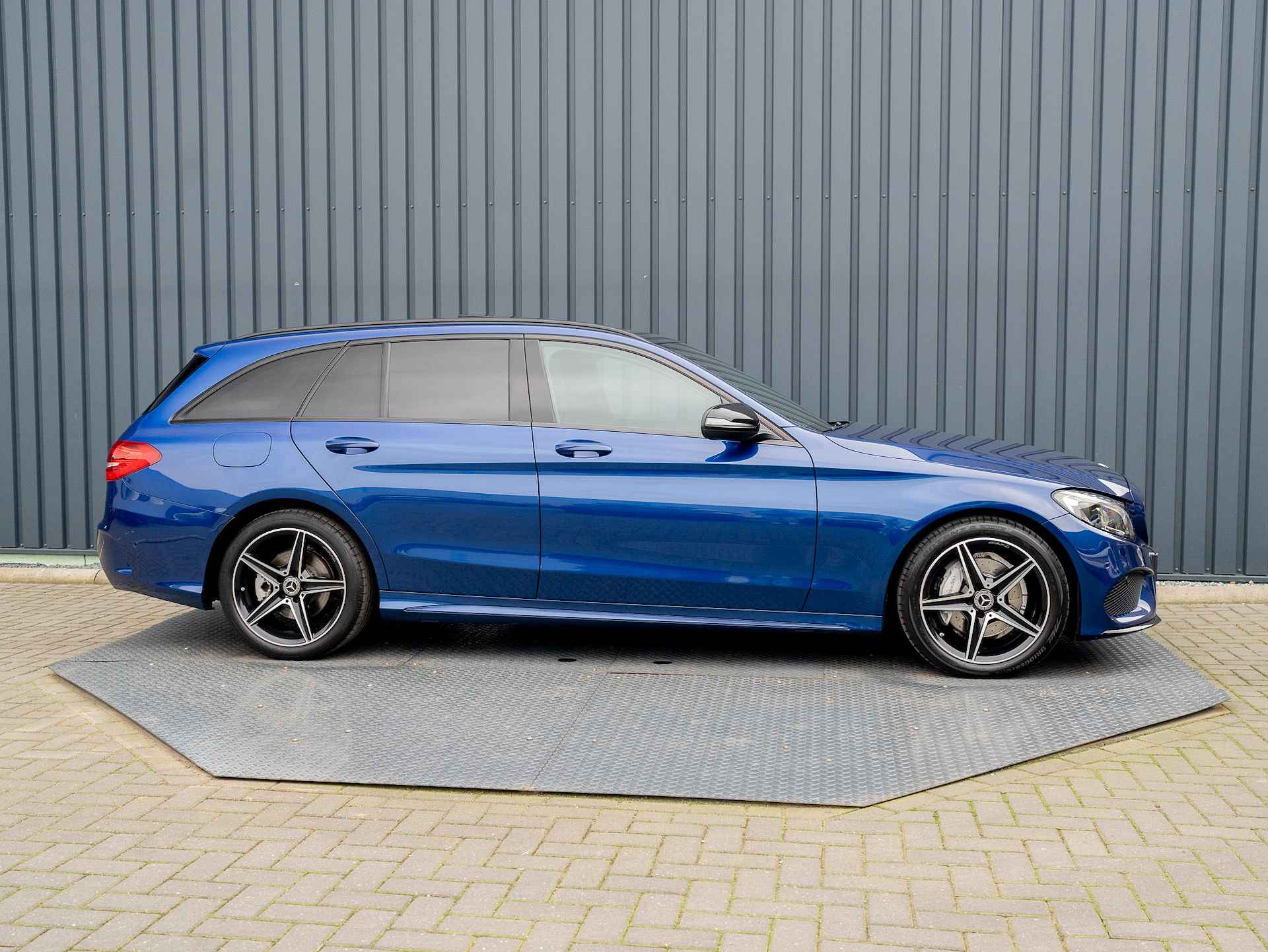 Mercedes-Benz C-Klasse Estate 180 Sport Edition Premium Plus | Panodak | Camera | Prijs Rijklaar!! - 24/48