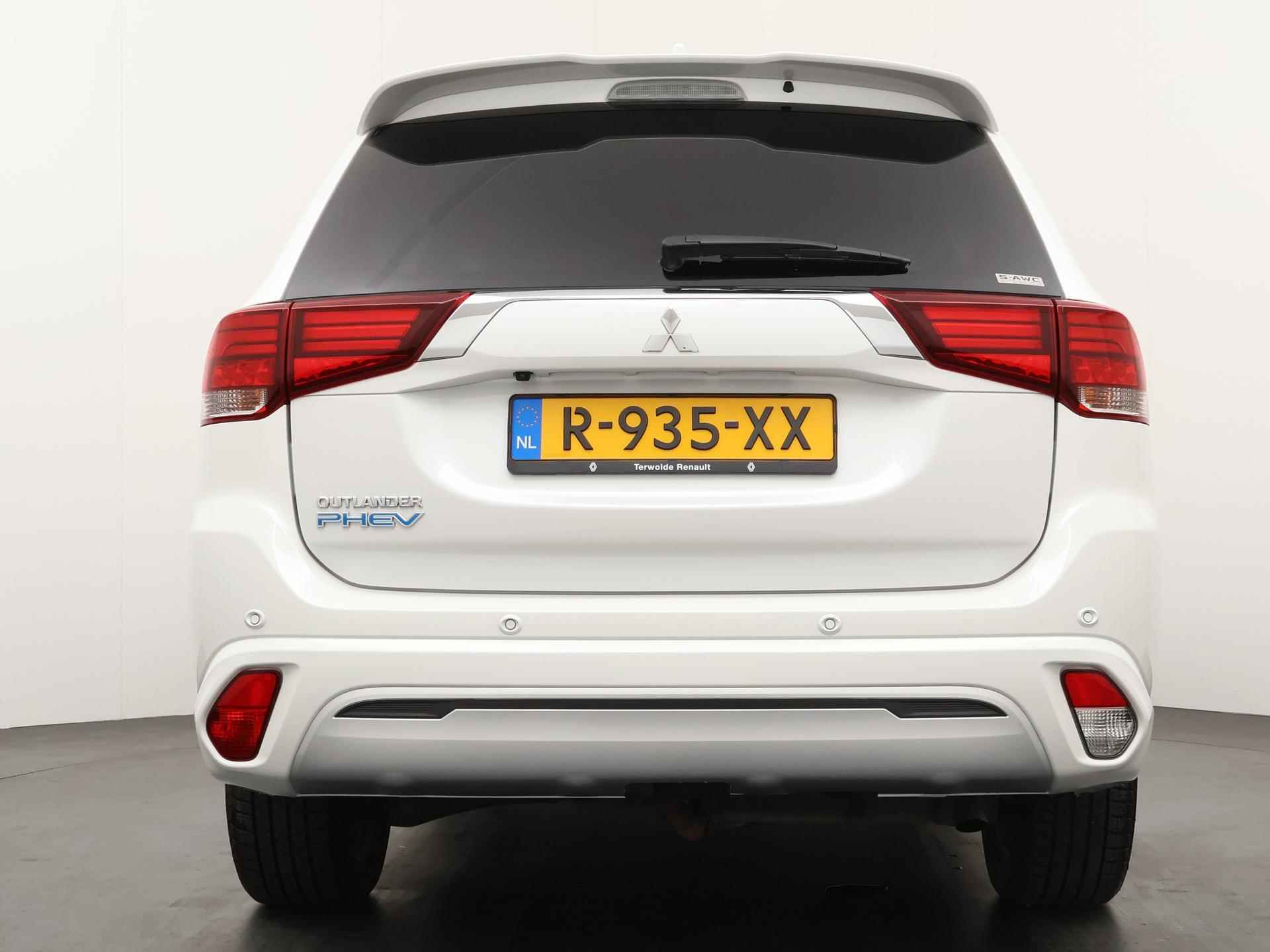 Mitsubishi Outlander 2.4 PHEV Intense+ - 5/34