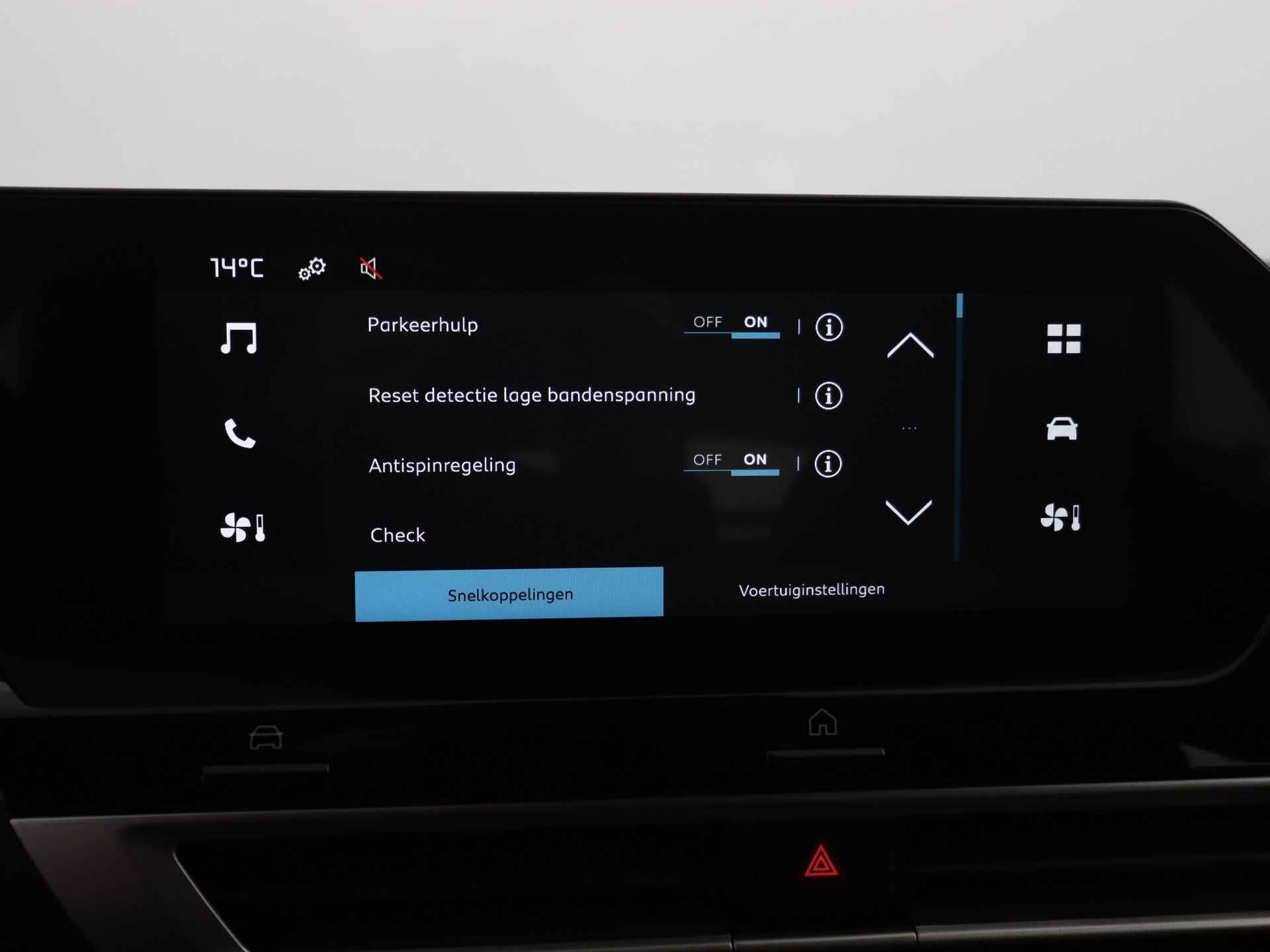 Citroën Ë-C4 You 50 kWh | Rijklaar | Apple Carplay | Comfort Seats | - 16/26
