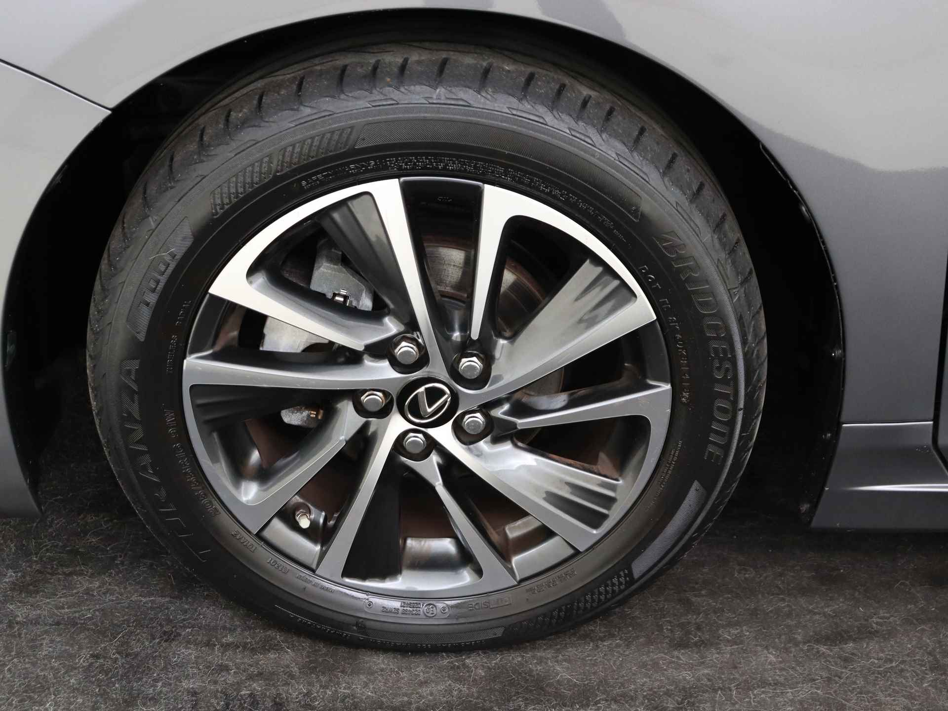 Lexus CT 200h Business Line Limited | Navigatie | Parkeersensoren | 16" Velgen | - 45/47