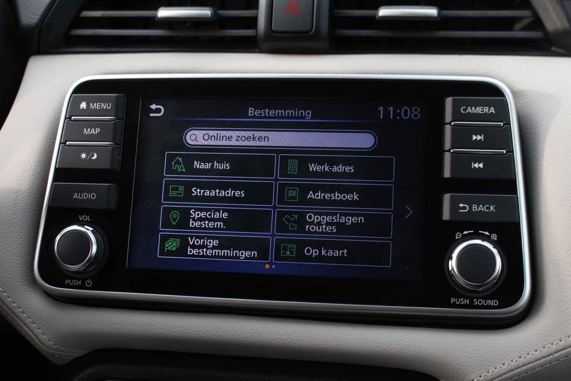 Nissan Micra 1.0 IG-T Tekna 90pk | Stoelverwarming | Navigatie | Apple Carplay | Android Auto | Eerste eigenaar | Achteruitrijcamera - 26/36