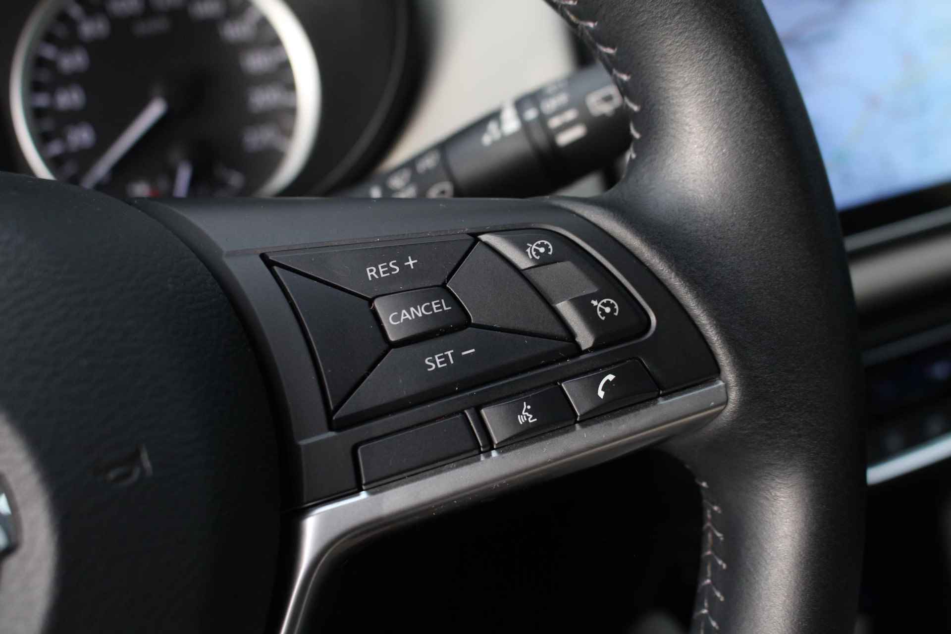 Nissan Micra 1.0 IG-T Tekna 90pk | Stoelverwarming | Navigatie | Apple Carplay | Android Auto | Eerste eigenaar | Achteruitrijcamera - 32/36