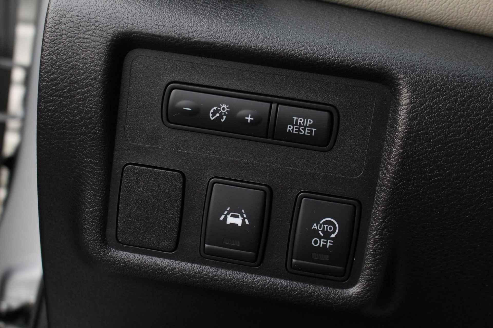 Nissan Micra 1.0 IG-T Tekna 90pk | Stoelverwarming | Navigatie | Apple Carplay | Android Auto | Eerste eigenaar | Achteruitrijcamera - 36/36