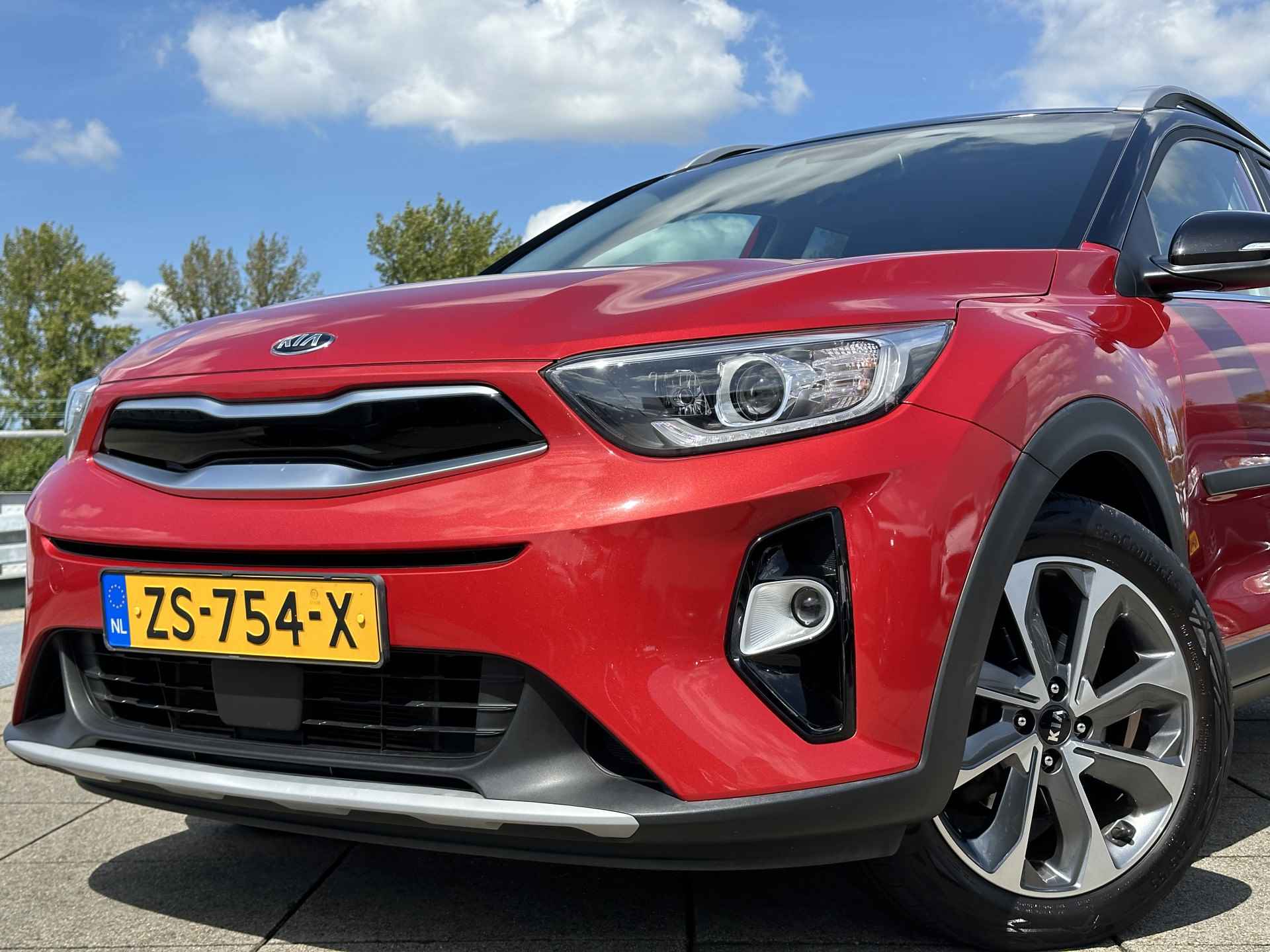 Kia Stonic 1.0 T-GDi ExecutiveLine | Navigatie | Camera | Leder | Rijklaarprijs! | - 4/37