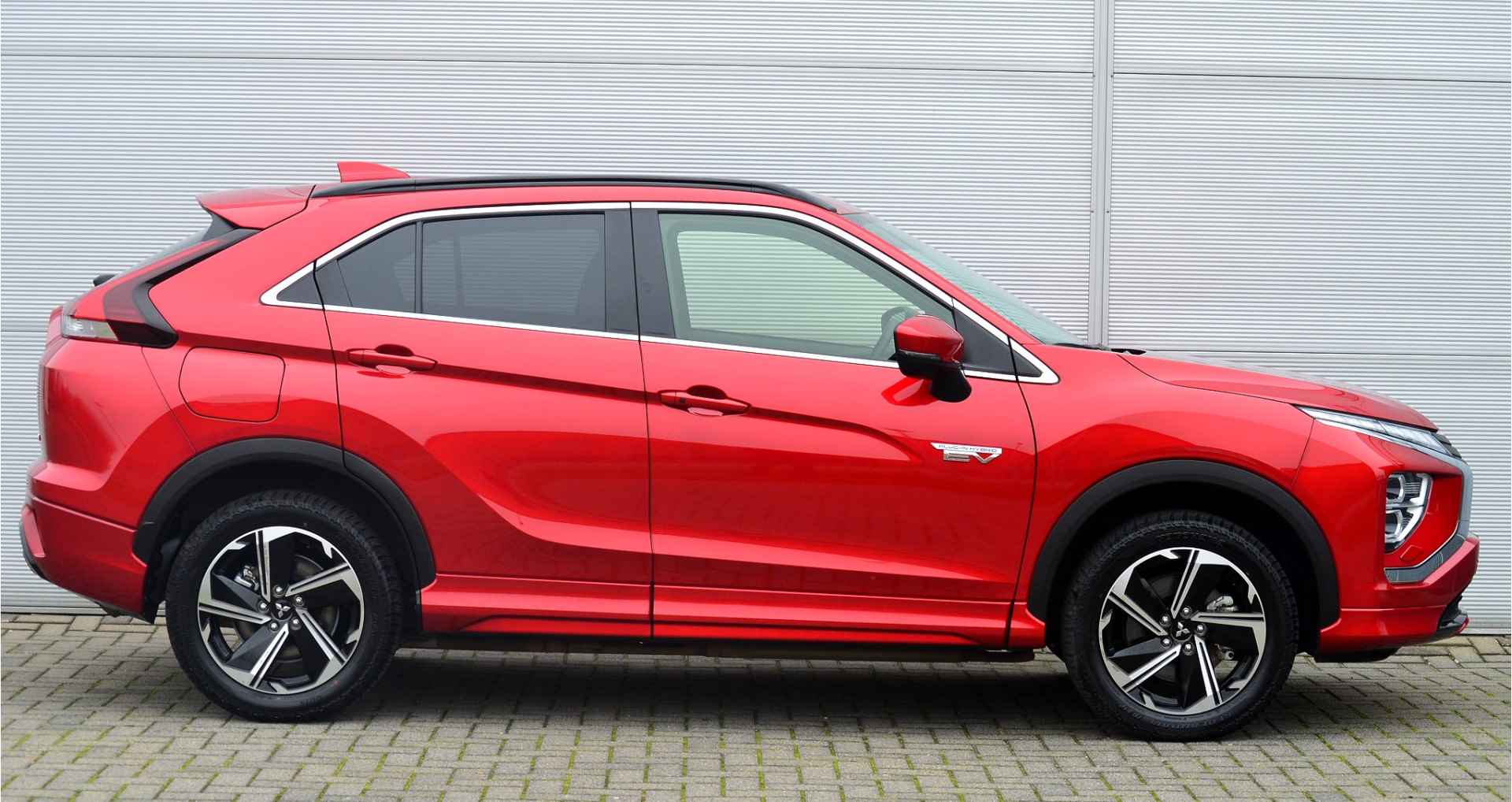 Mitsubishi Eclipse Cross 2.4 PHEV Executive | PLUG IN HYBRID | V2G | ALL SEASON BANDEN | ADAPTIEF CRUISE | FABRIEKGARANTIE TOT 21-12-2028 | ALL-IN RIJKLAARPRIJS - 12/51