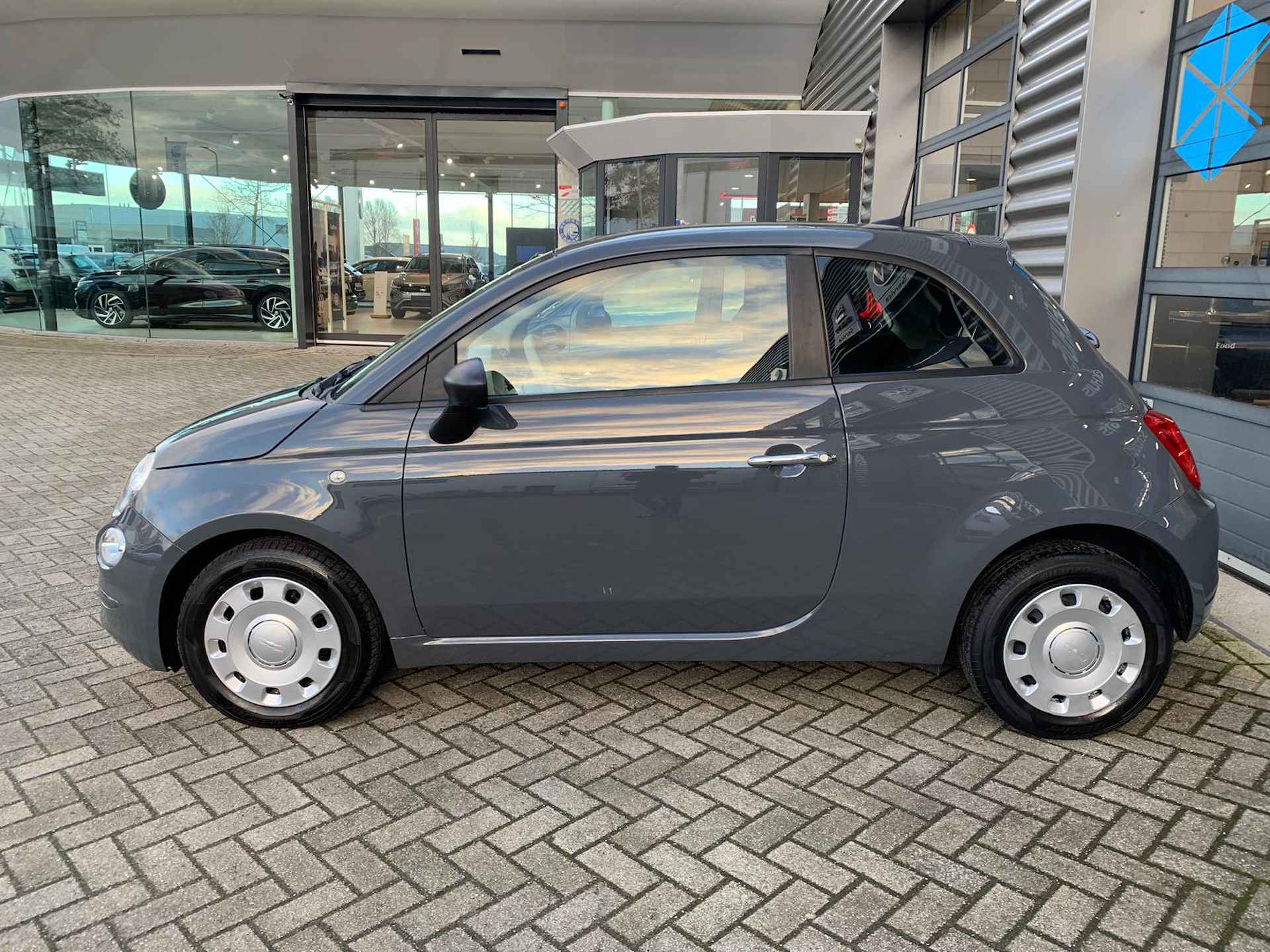 Fiat 500 1.0 70 pk Hybrid Cult | Airco | DAB | Cruise control | - 6/25